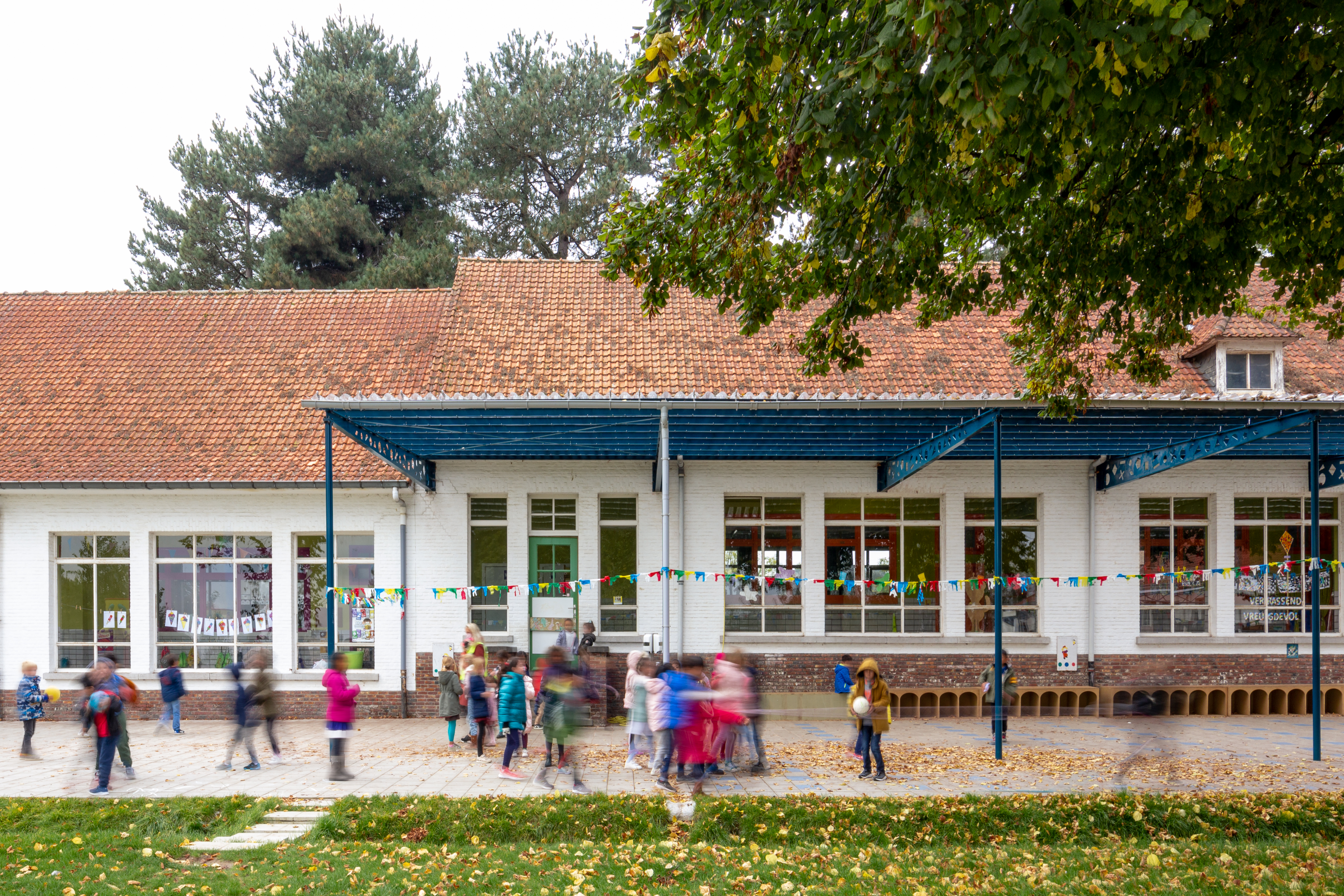 Schoolyard Terbank - plusoffice architects
