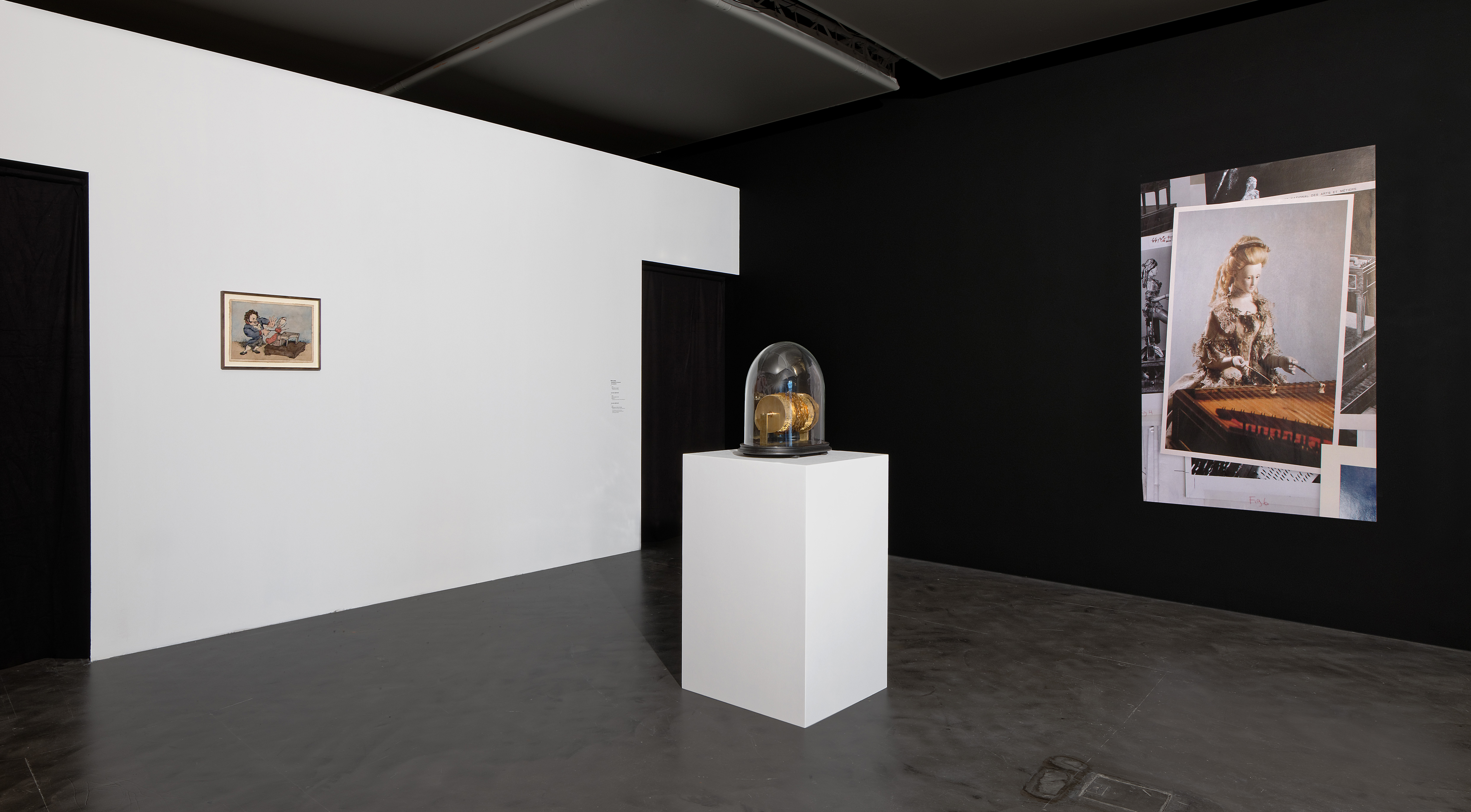 L'air des infortunés / vue de l'exposition au Frac Franche-Comté/ 2019 © Blaise Adilon