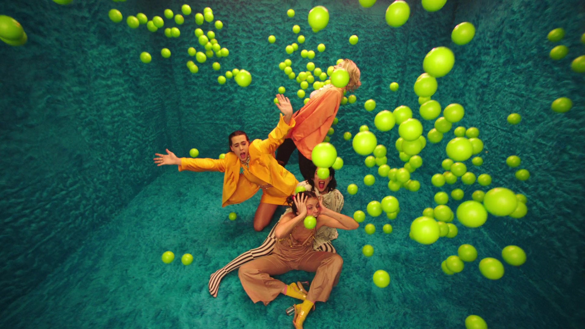 HINDS "Just Like Kids"