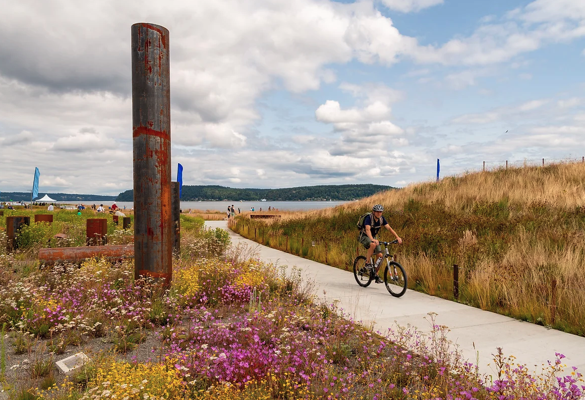Dune Peninsula in Tacoma, Washington. A 20-acre brownfield remediation and park development project.  (Source: Site Workshop, Photographer: Stuard Isett)