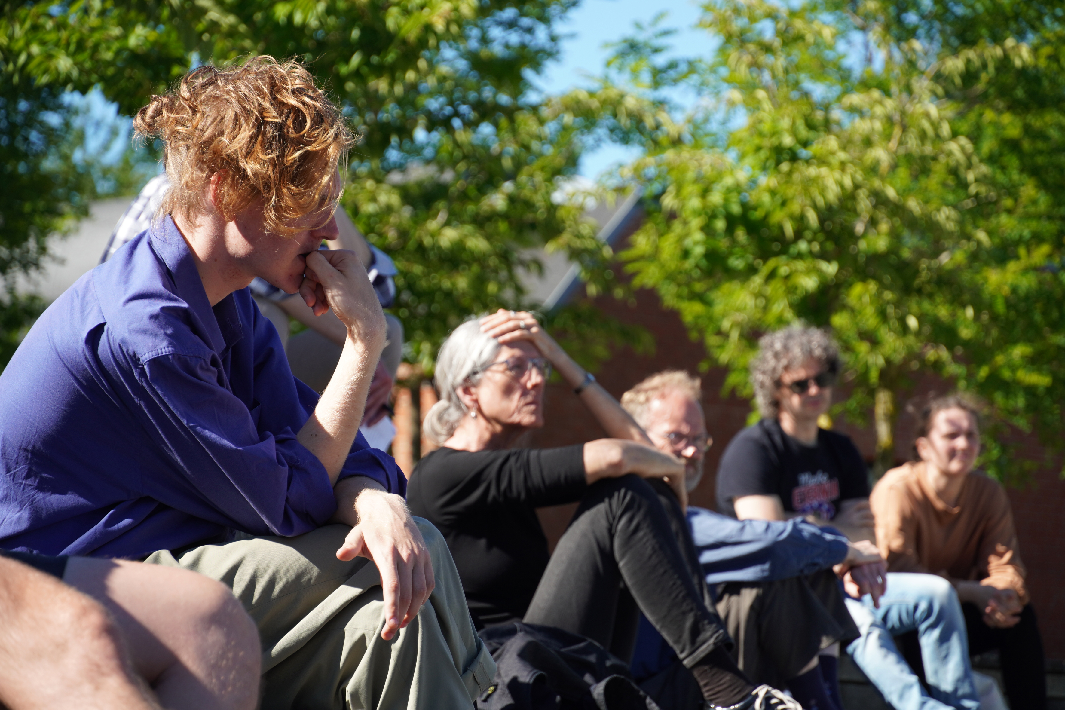 Documentation of the event "Housing Commons - Then and Now" as part of "Alt Skal Væk" by Hannibal Andersen, Trekanten bibliotek & kulturhus, Aalborg Øst, 2022 (photocredit: Rikke Ehlers Nilsson)