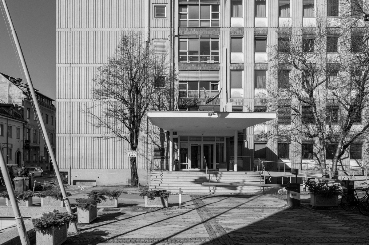 Dom družbenih organizacij, Ljubljana / 1959, Bogdan Fink