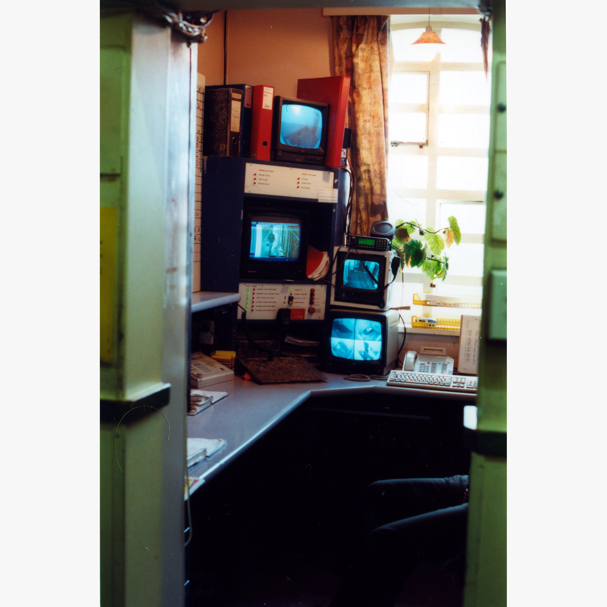 2/4Dunedin Prison, 2000 (001122_005)