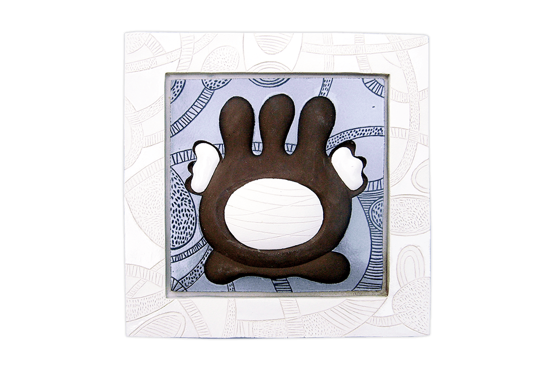 Pomposa amica vanitosa (Refrattario nero e bianco, smalto, cm 31x32x3, 2008)