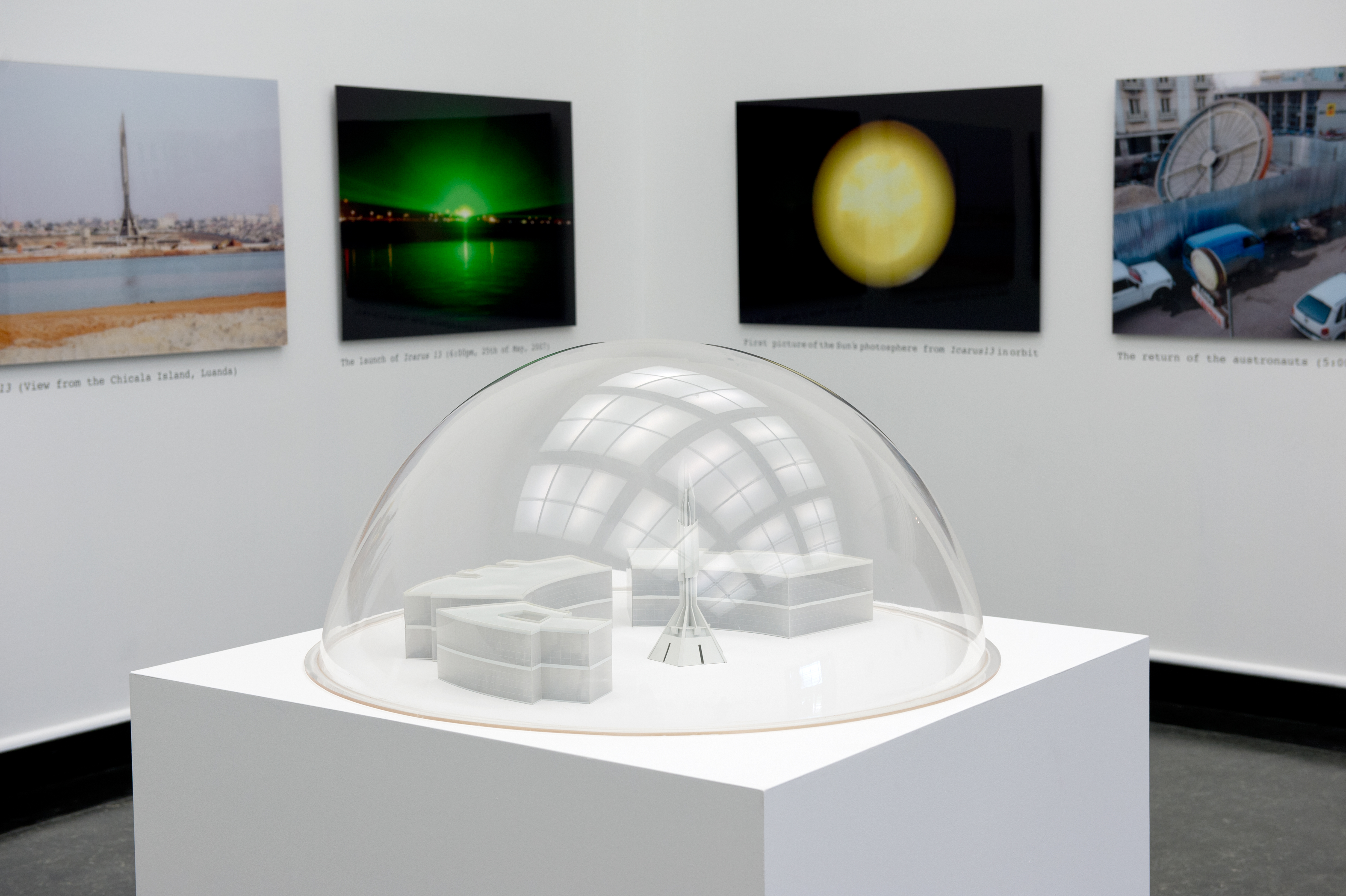 Kiluanji Kia Henda, Icarus 13, courtesy of Galleria Fonti, Naples and Galeria Filomena Soares, Lisbon, image: Nils Klinger, 2013.