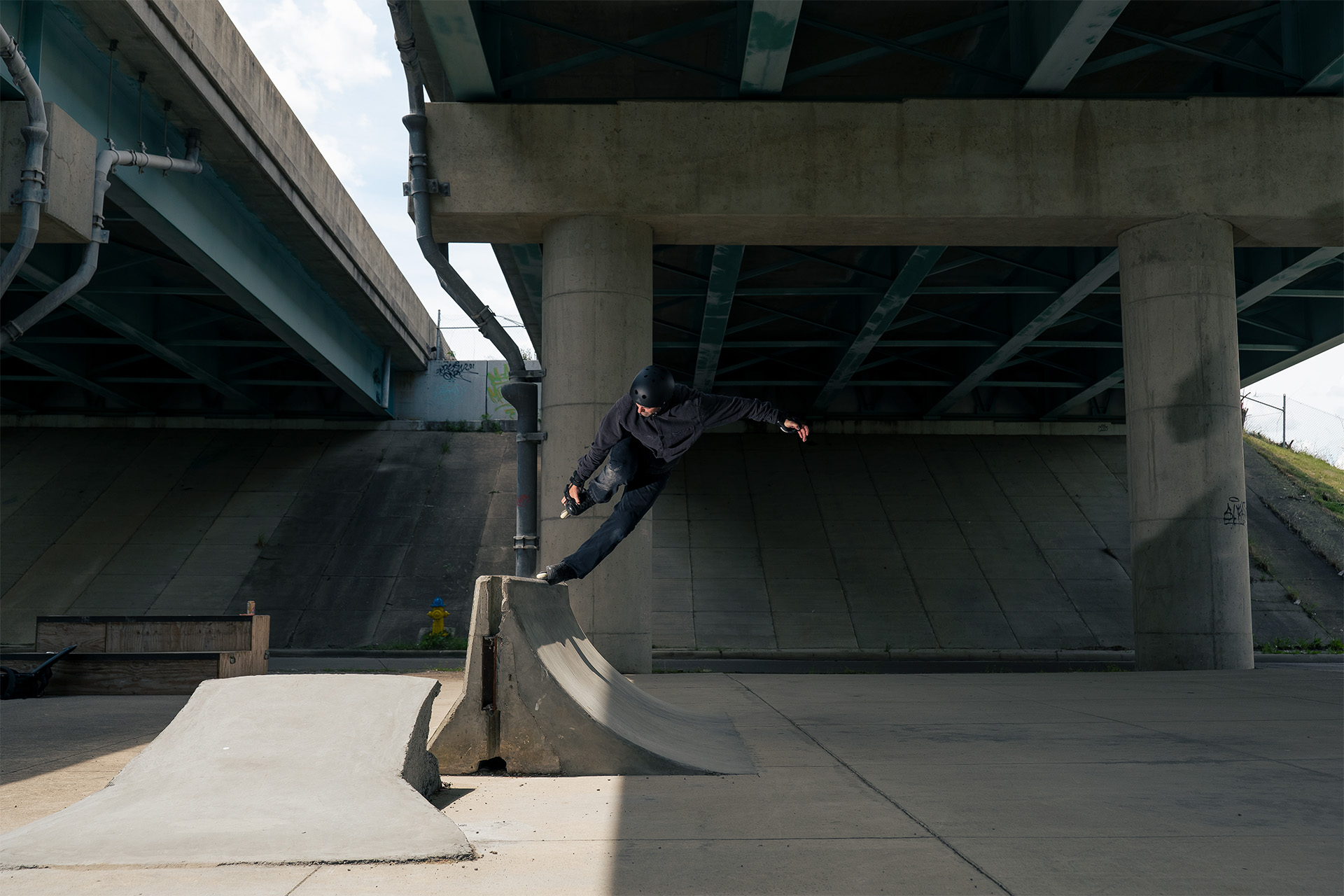 Photo assist by Eric Comeras