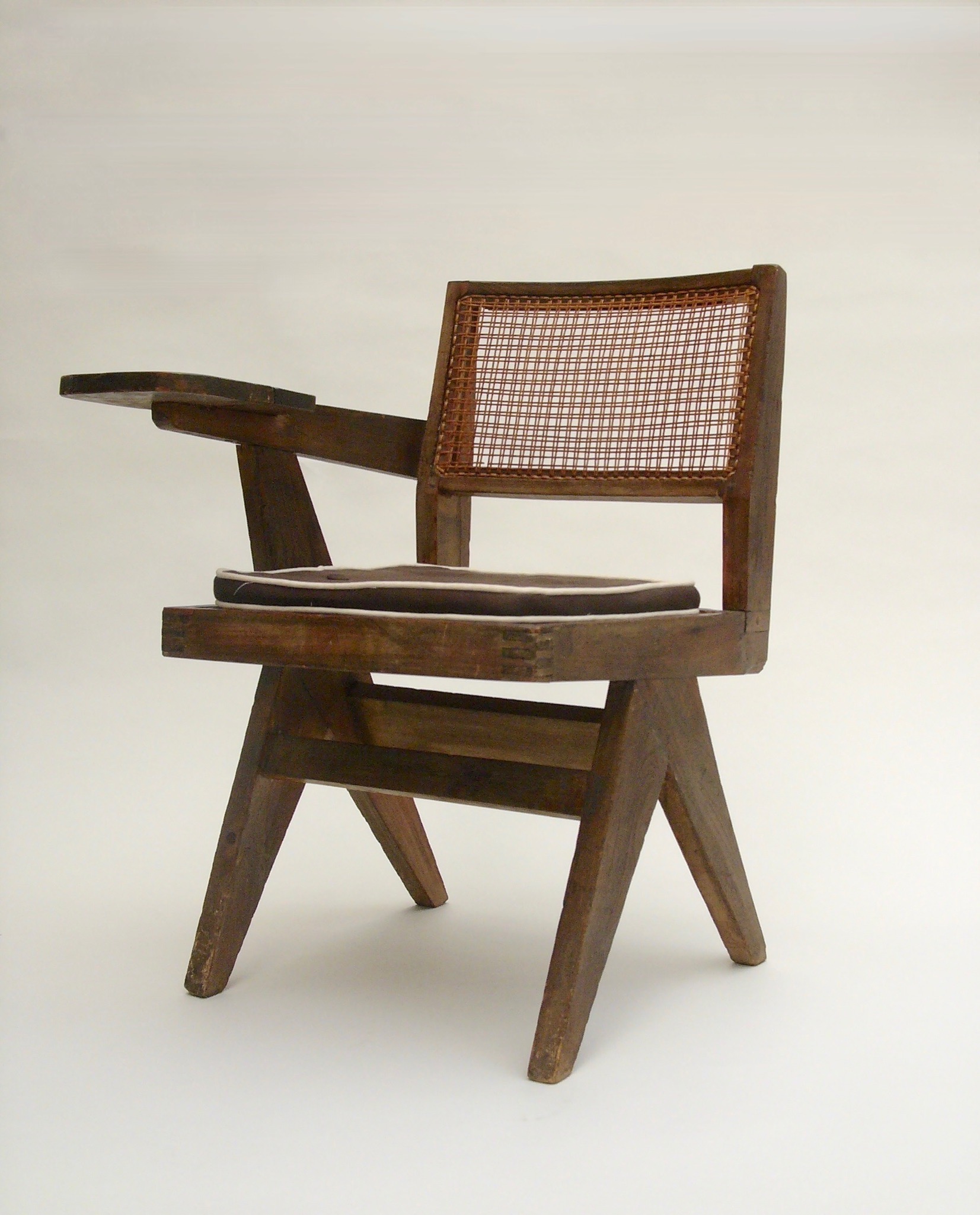 MID CENTURY DESIGN COLLECTION - PAGE TOKYO
