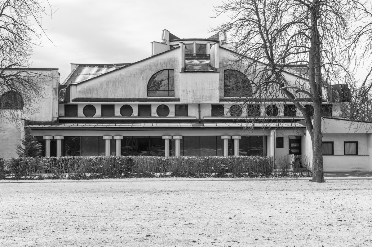 Cerkev Vseh svetih, pokopali&scaron;če Žale, Ljubljana / 1987, Fedja Ko&scaron;ir