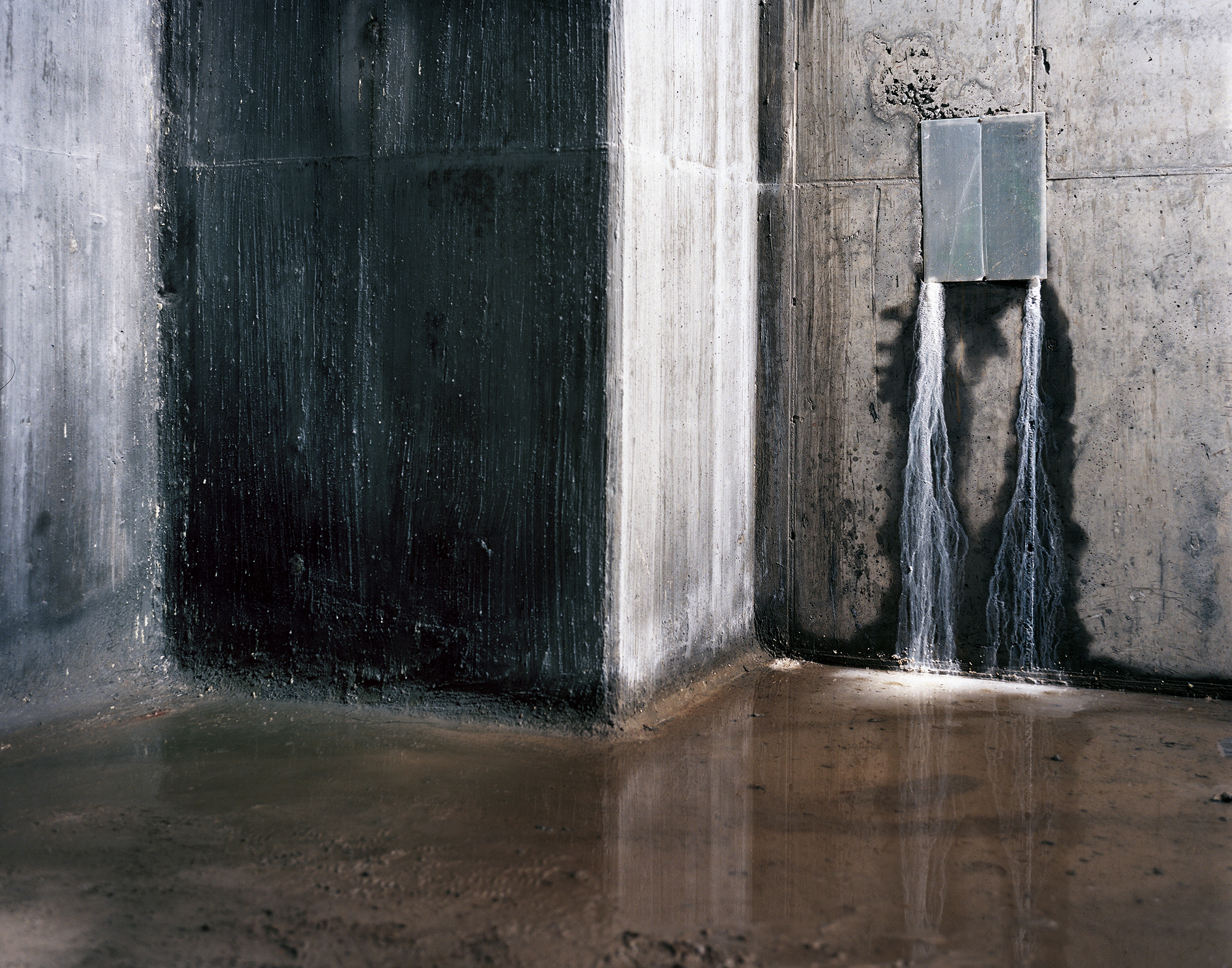 Construction Site10_Pigment print_125x155cm_2012