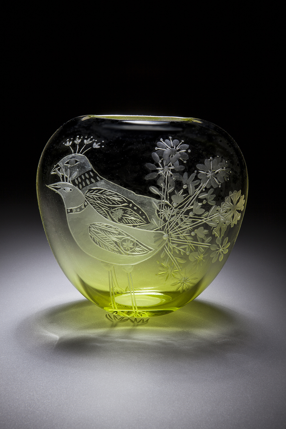 Cappy Thompson, 'Two Birds', 2025, Wheel engraved blown glass, 6 3/8 x 6 3/4 x 3 in.