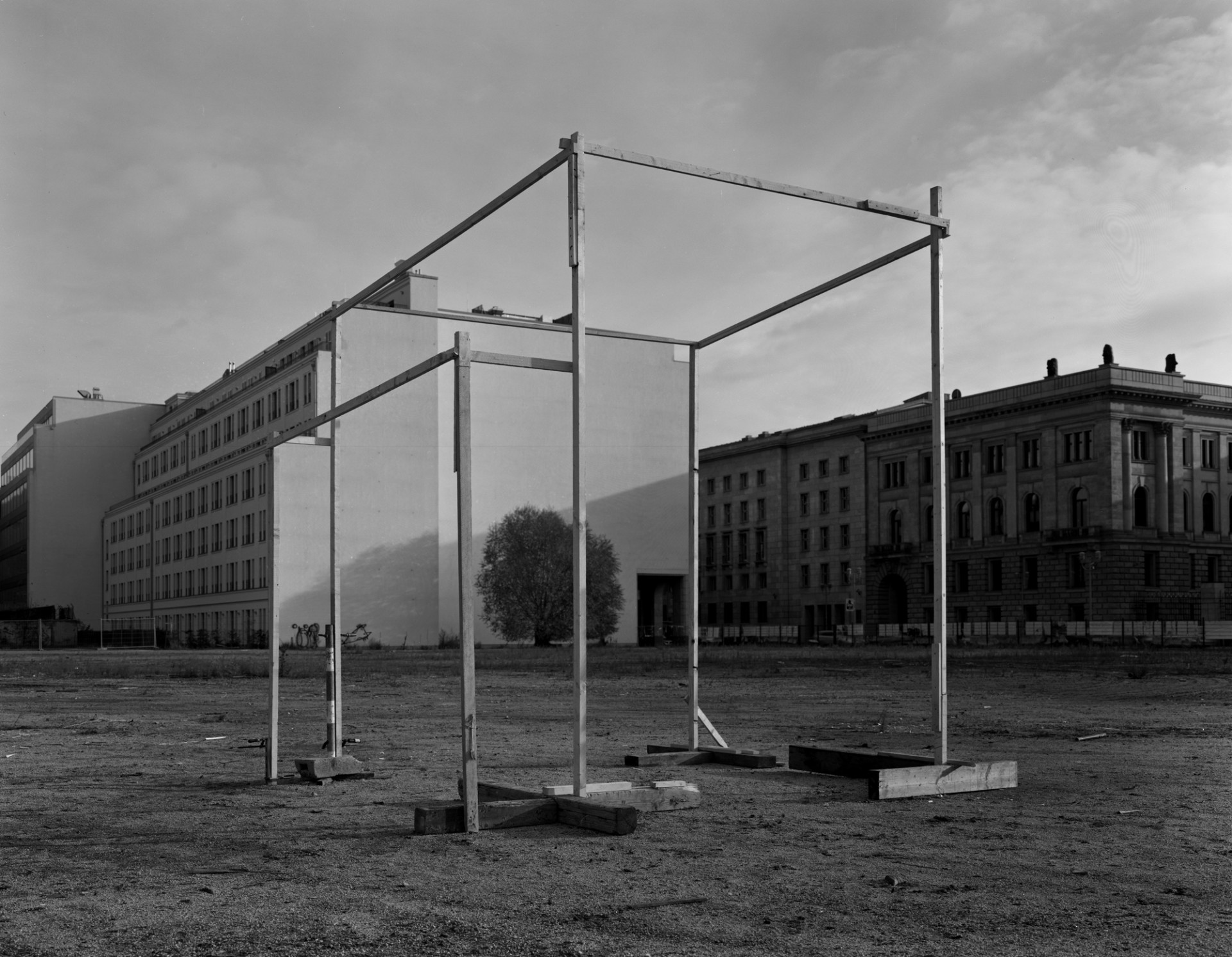 Taiyo Onorato & Nico Krebs, Building Berlin, 2010