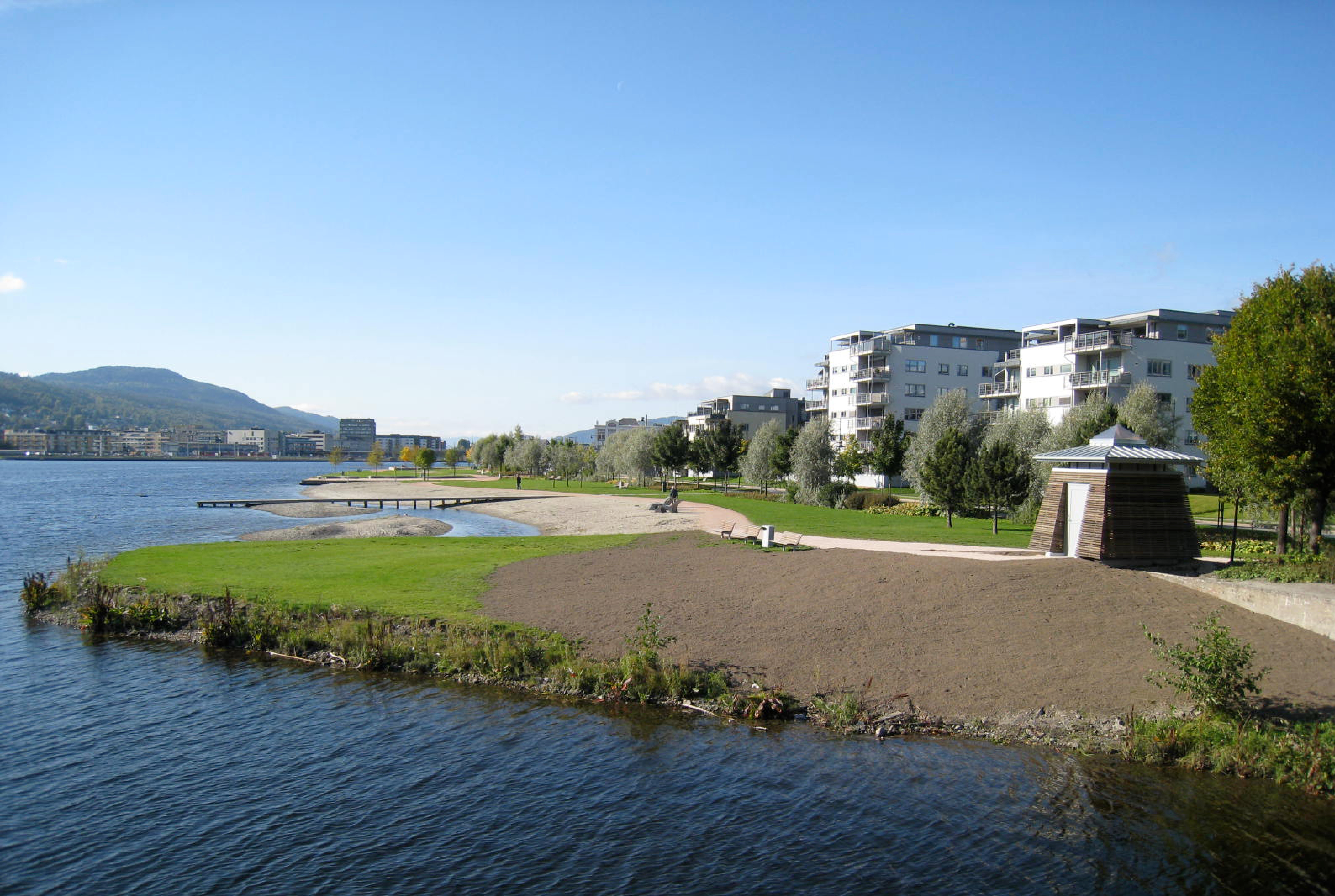 Elveparken - servicebygg