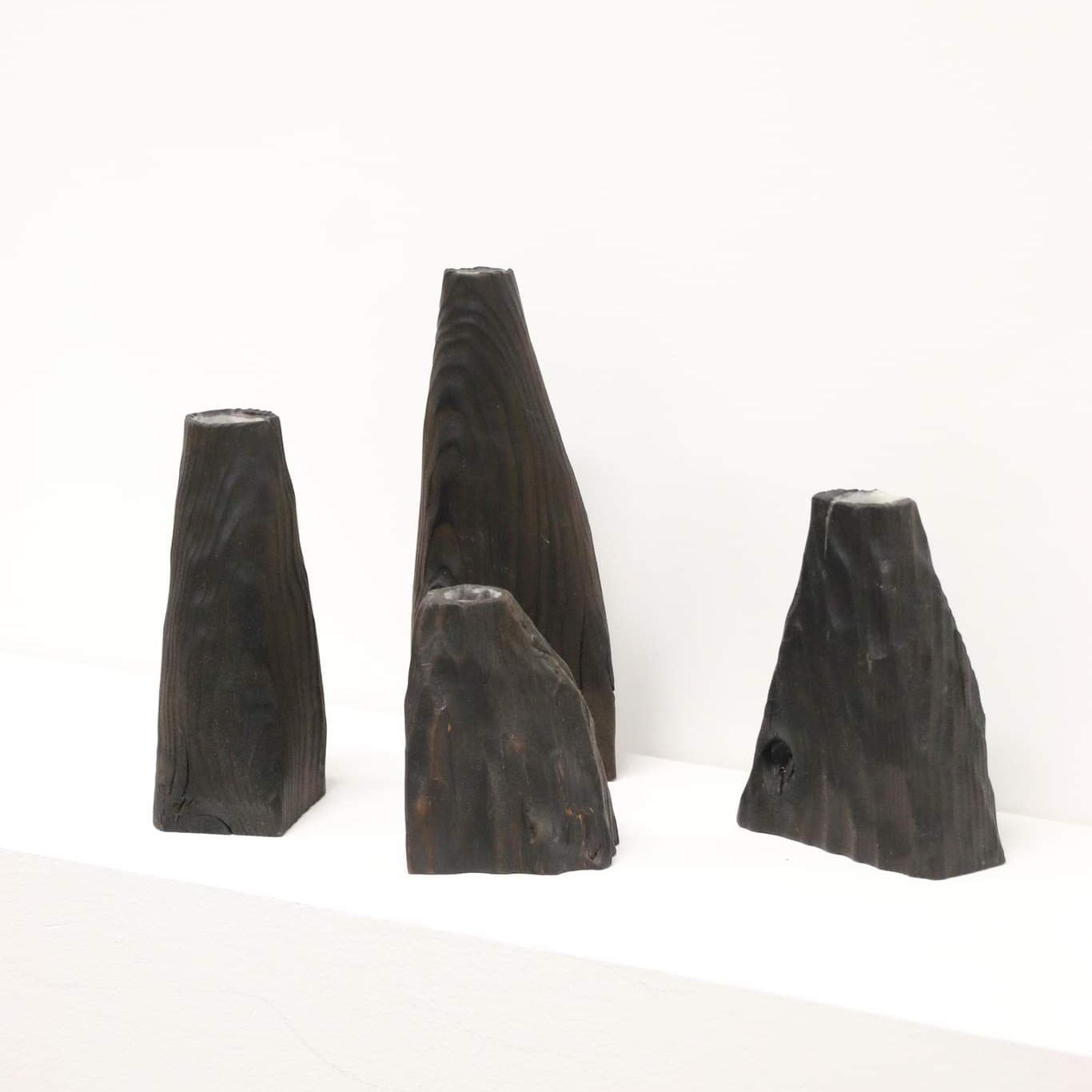 Vases Volcanos brûlés, 2022