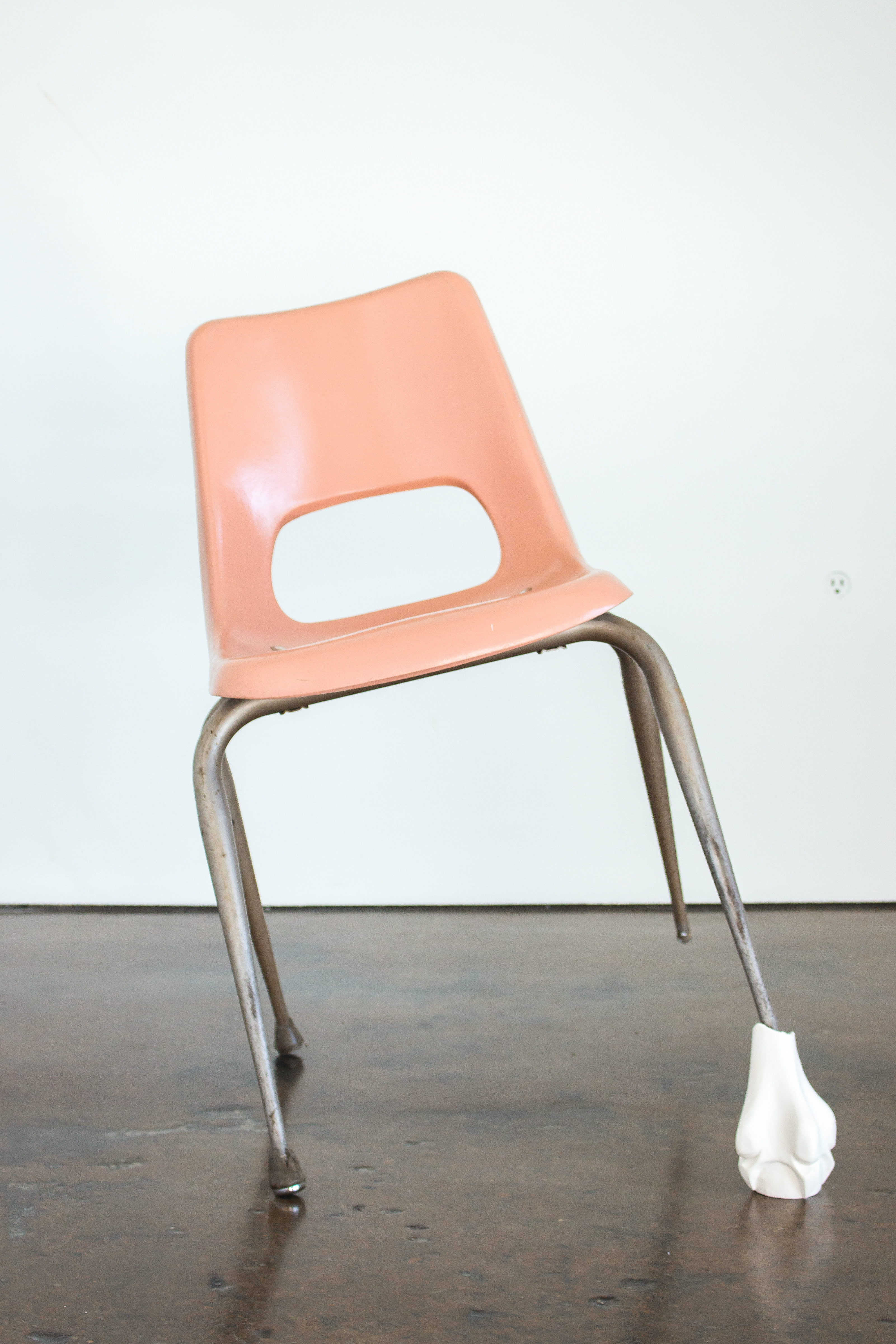Ellen Dempsey, Foot in a Cast, 2020