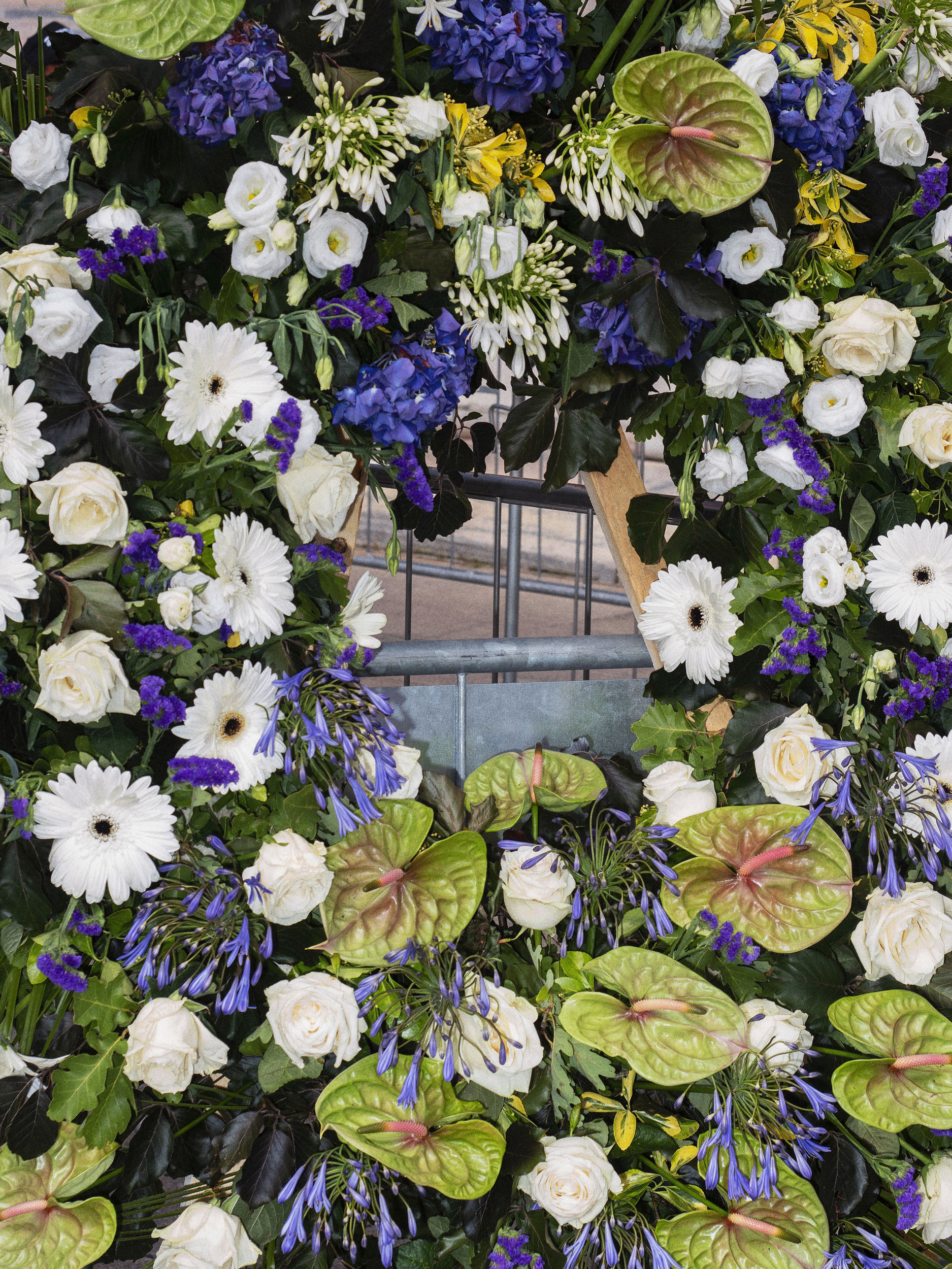 Realpolitik - Corona Funebre Berlusconi, Italy, 2018 (75x100cm) Ed. 9