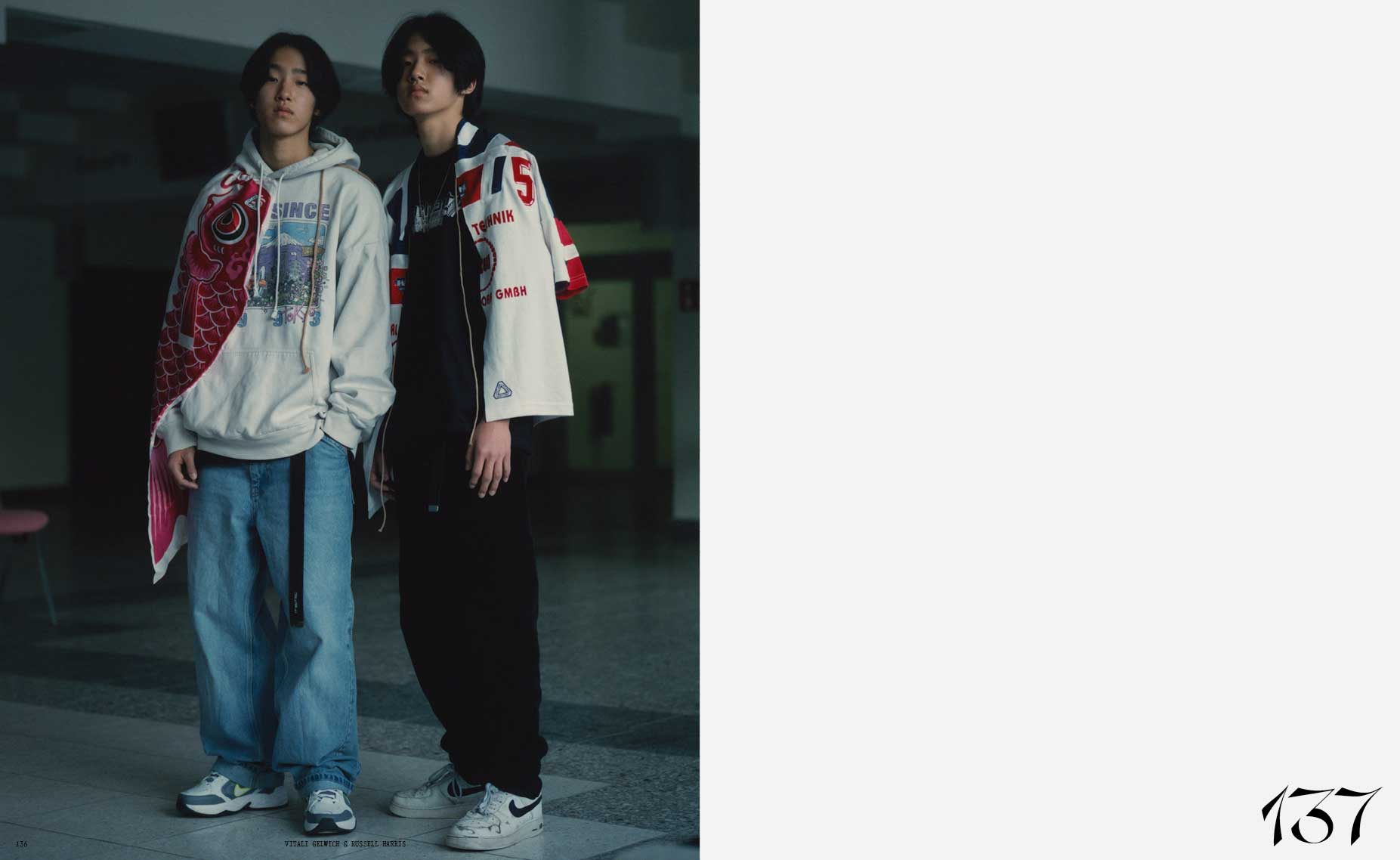 24/24Editorial design, issue 12, SS21Photography: Vitali Gelwich