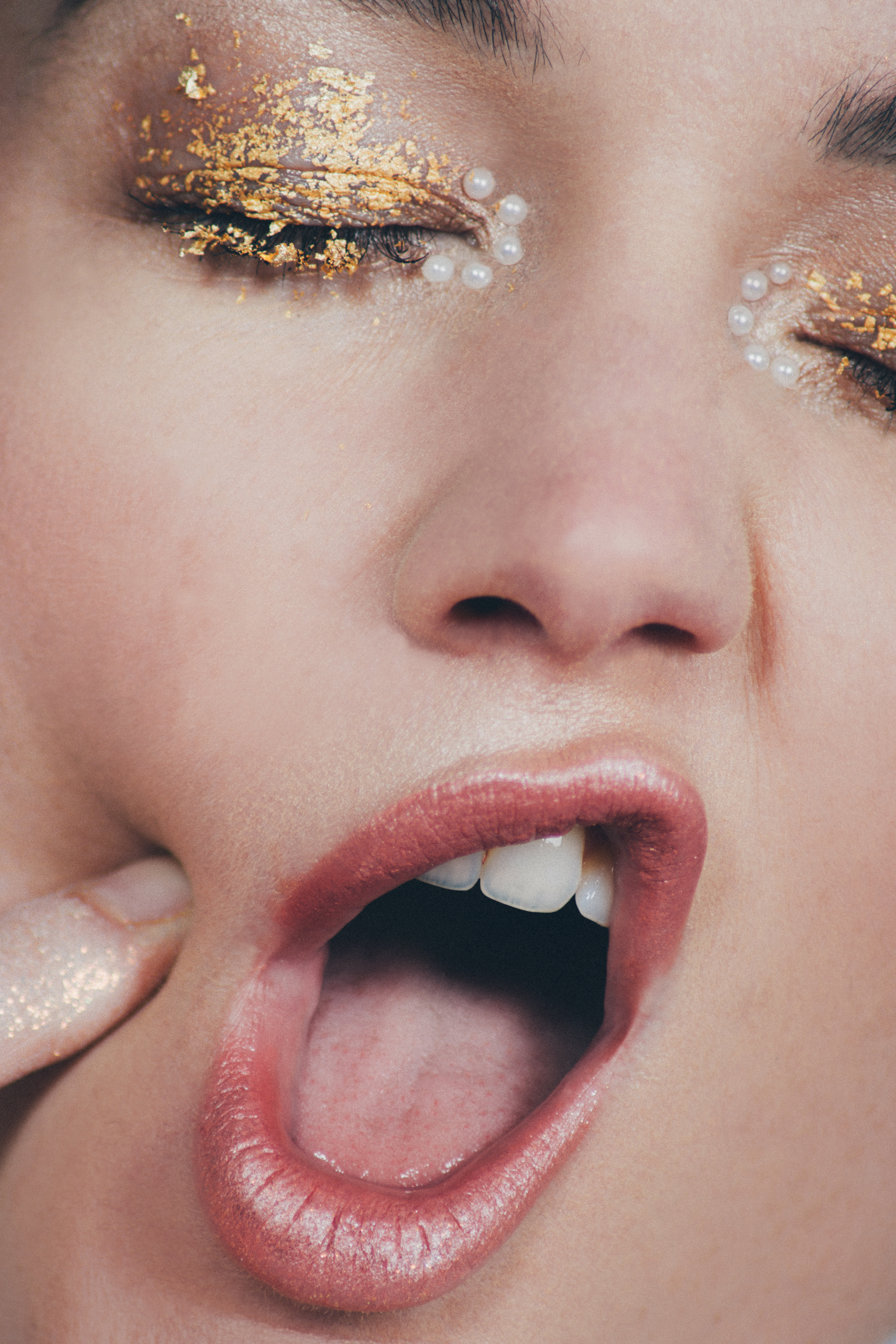 CHLOE. Arnaud Ele. Laura knoops.