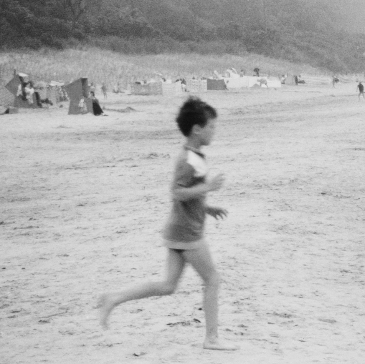 ELYN, Album BORN[E], 2022