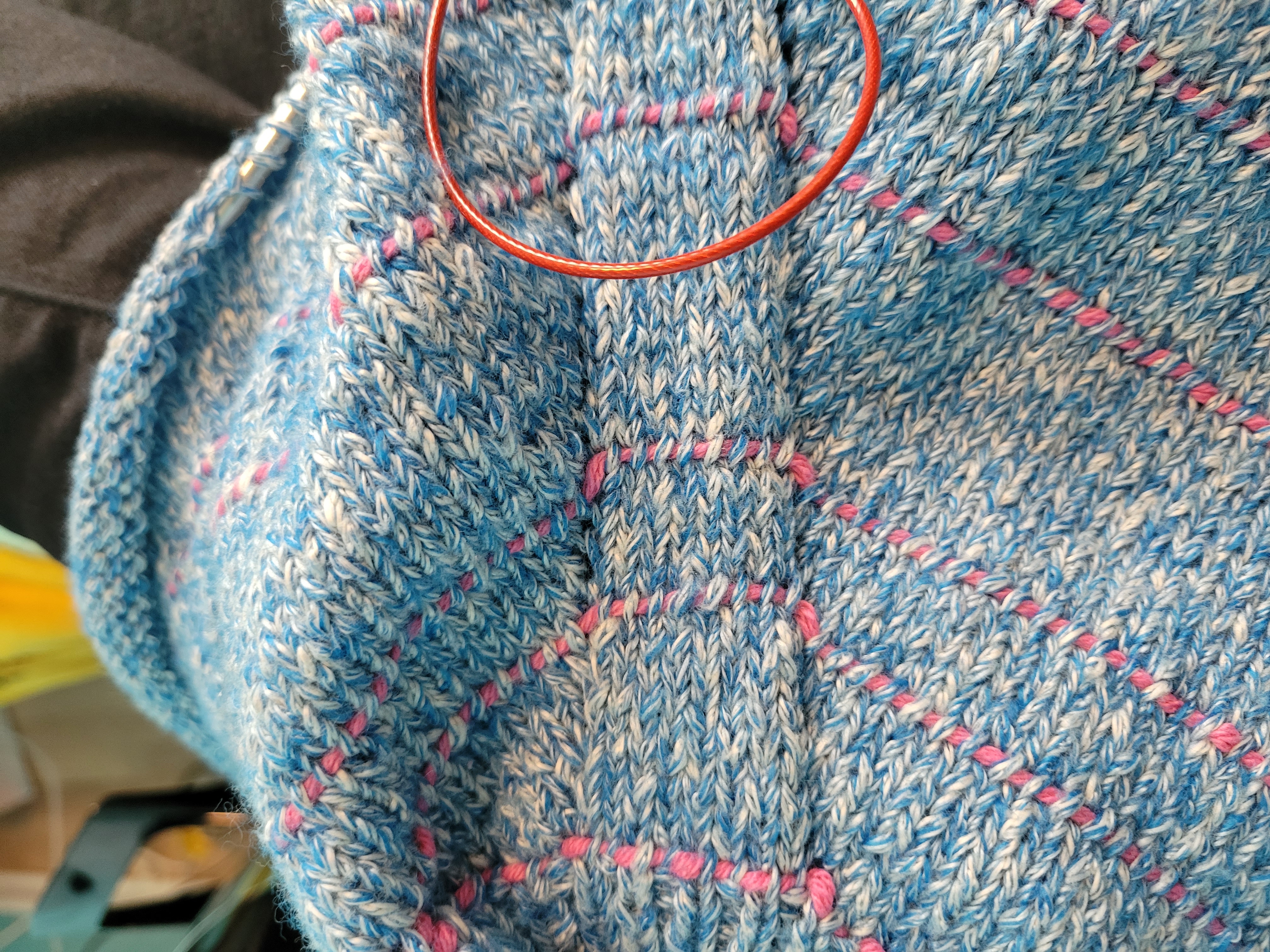 raglan lines