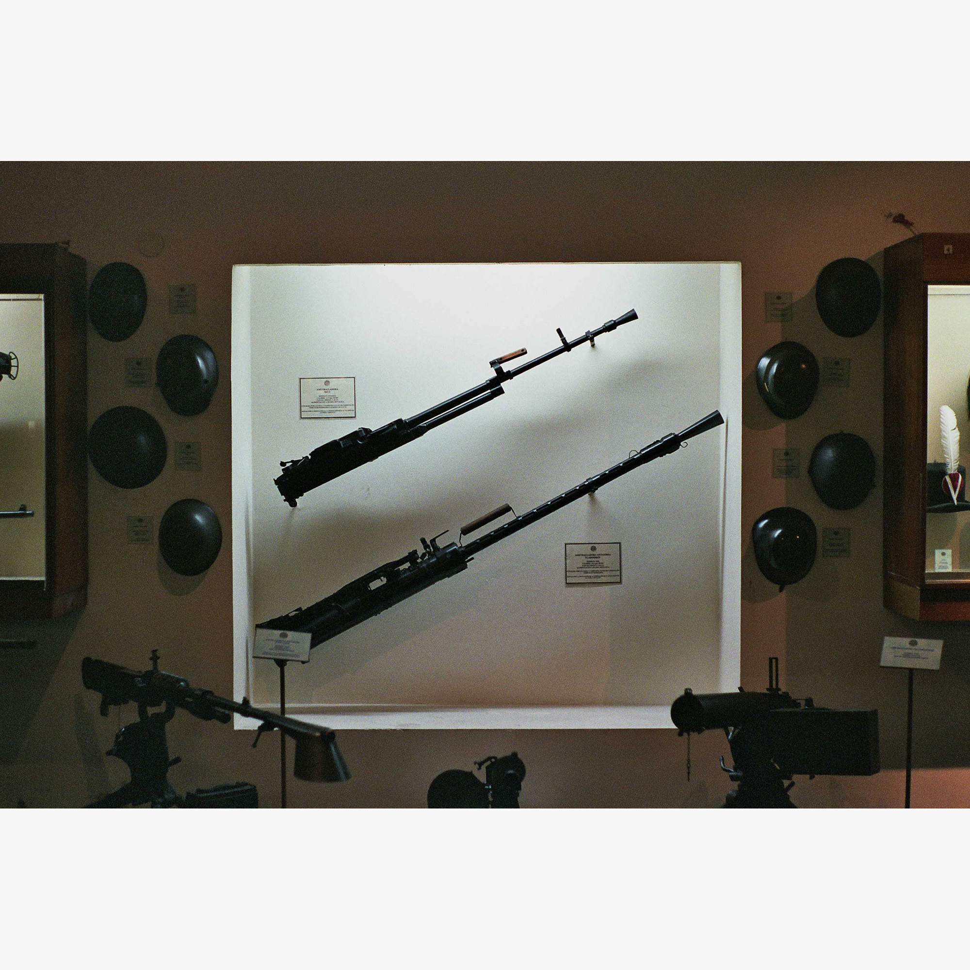 3/3Museo de las Armas, Buenos Aires, 2006 (061106_027a)