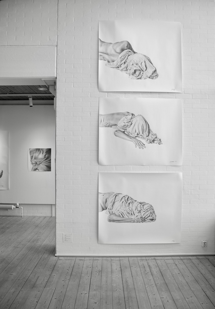 161024:7-9Pencil on paper110x130 cm, 2020