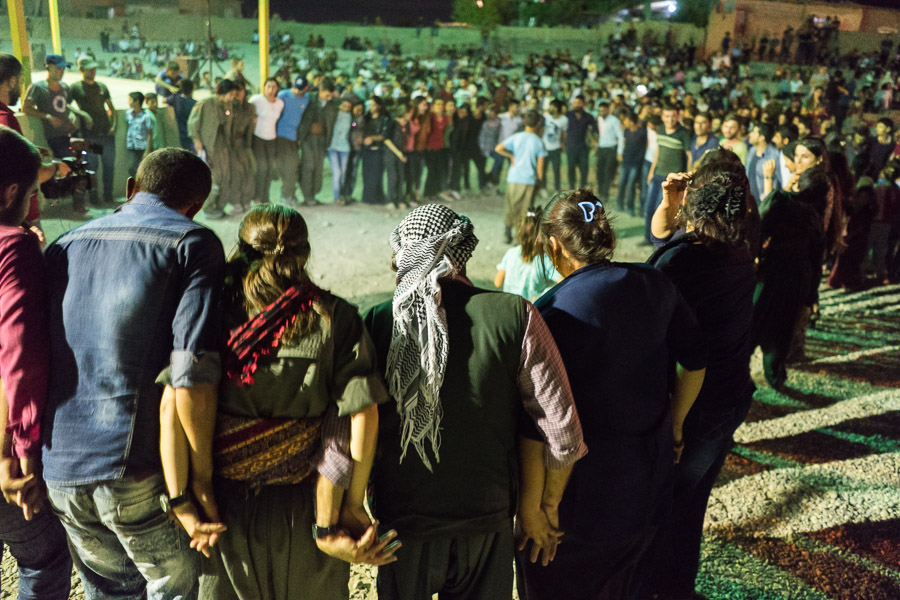 Camp de Maxmur, Irak. Fête organisée à l'occasion de l'anniversaire de la libération de Kobané.