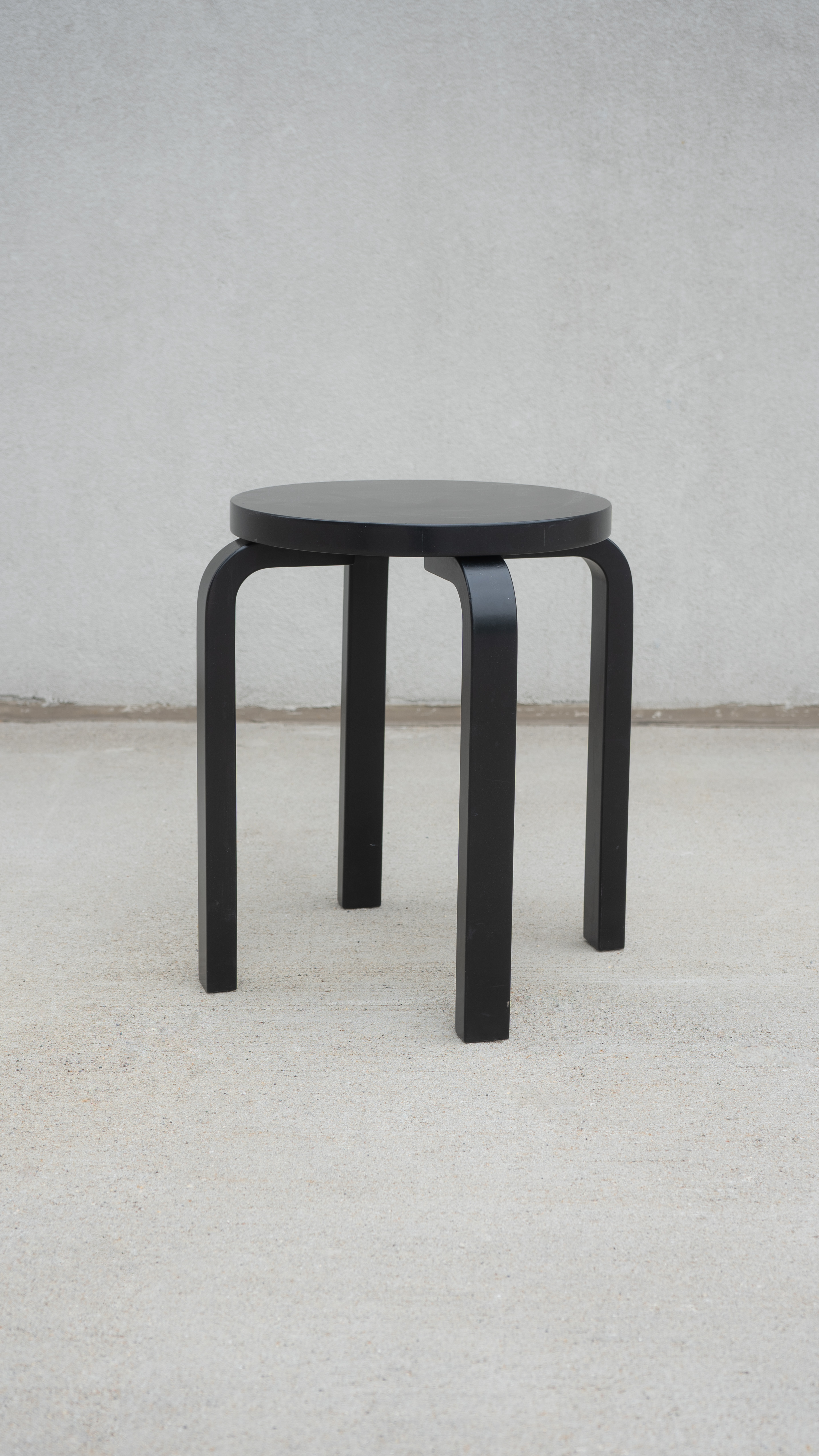 SWEETERFAT ALVAR AALTO ARTEK STOOL E60, STACKING BENTWOOD STOOL 