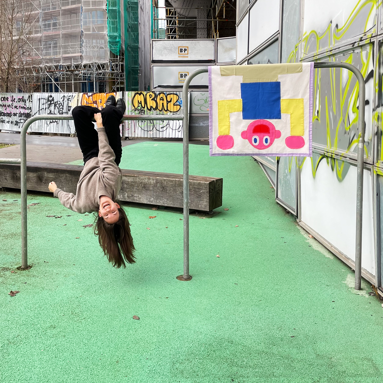 Maennchen (2022), Hand sewn wall hanging, 85 x 109cm