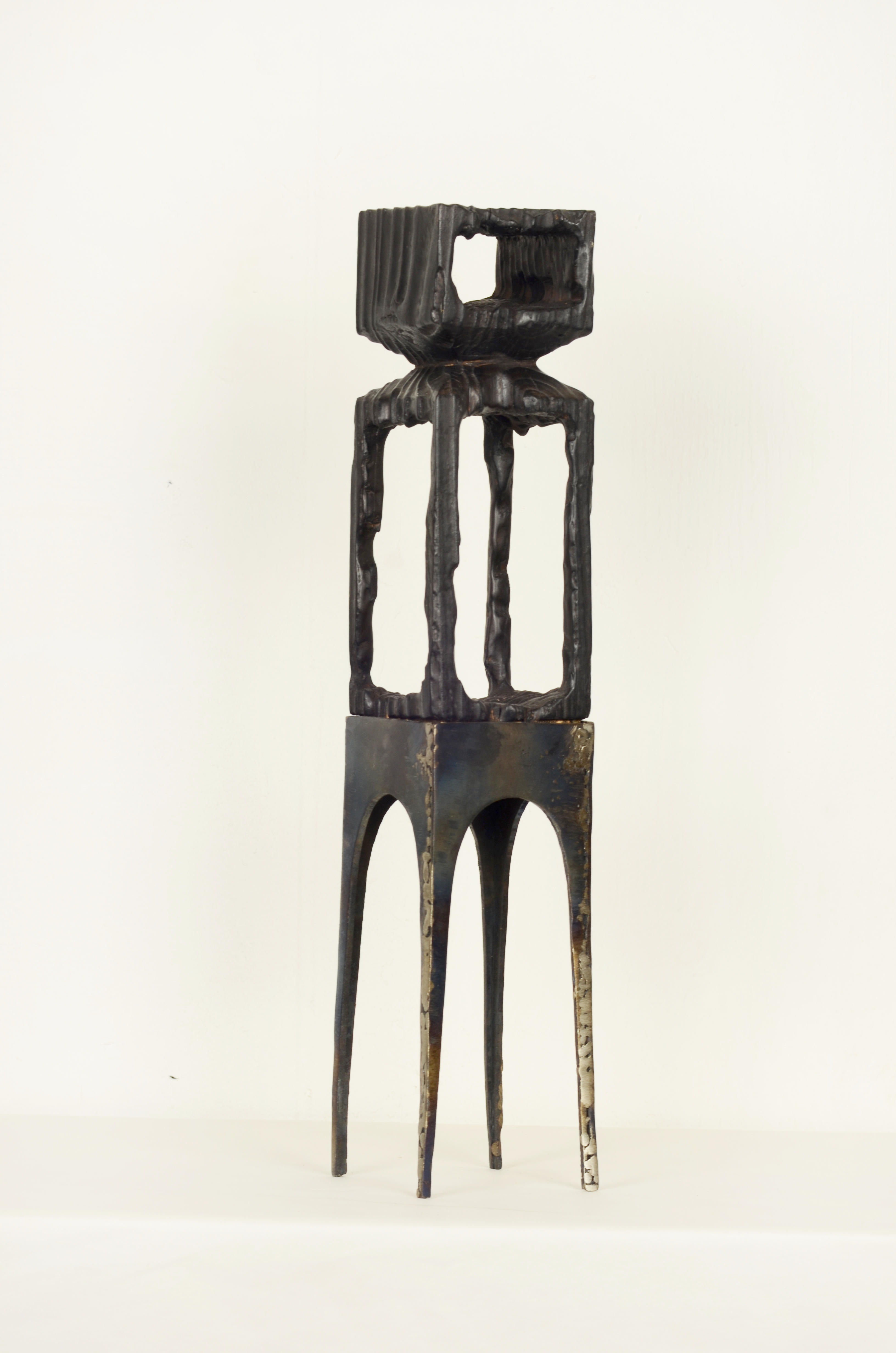 Phōs, 2021. Wood, steel. 40cm Milo Kester
