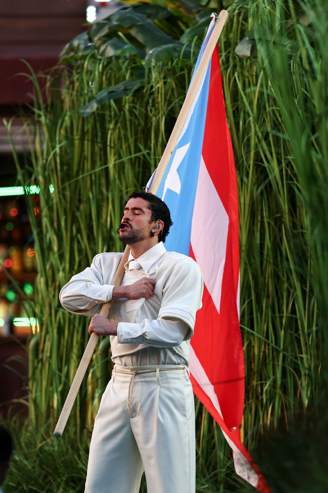09 FEB &ndash; BAD BUNNY EN EL SUPER BOWL 2026: UNA VEZ M&Aacute;S, LA CULTURA SNEAKER SE TOMA EL ESCENARIO M&Aacute;S GRANDE