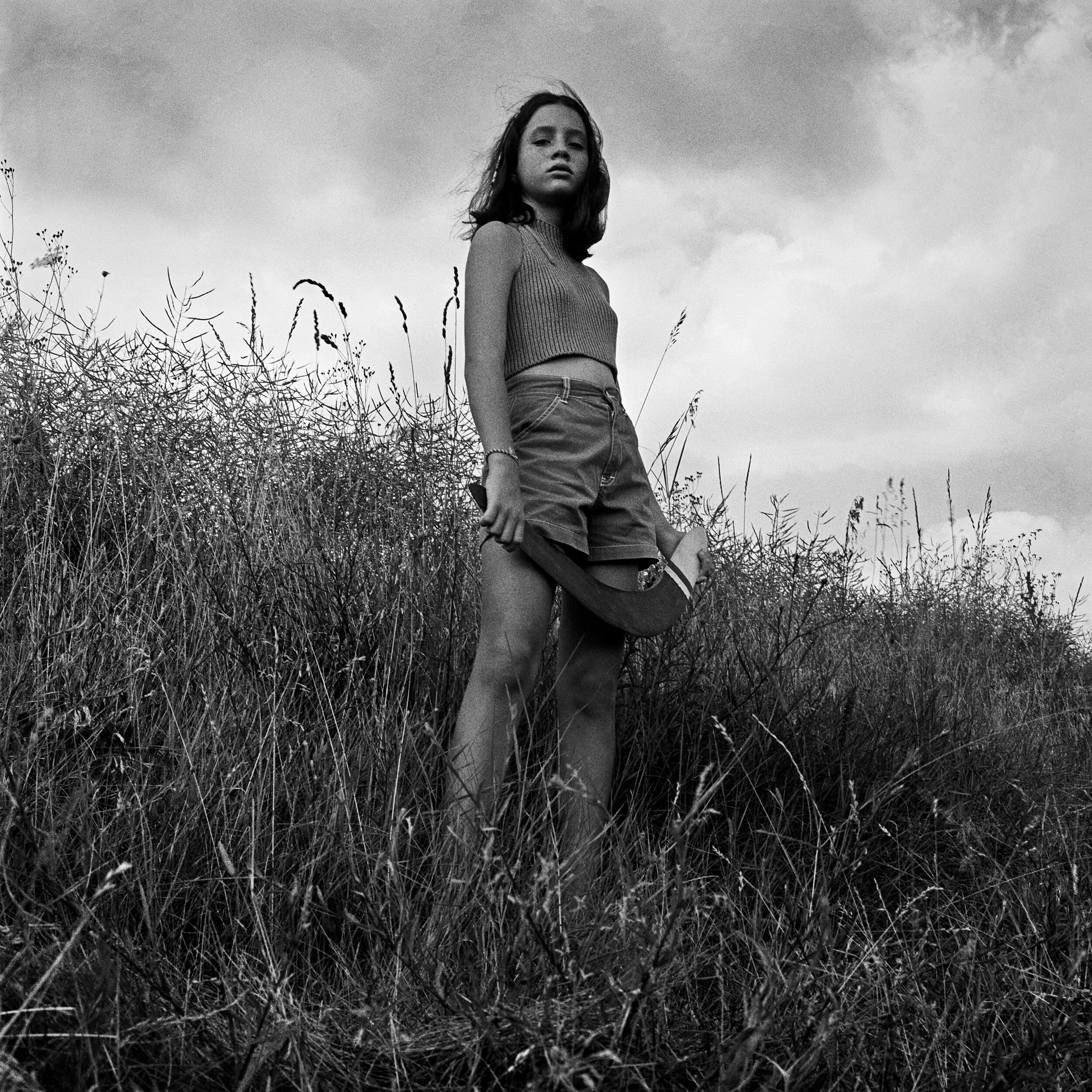 LAURE, girl with boomerang