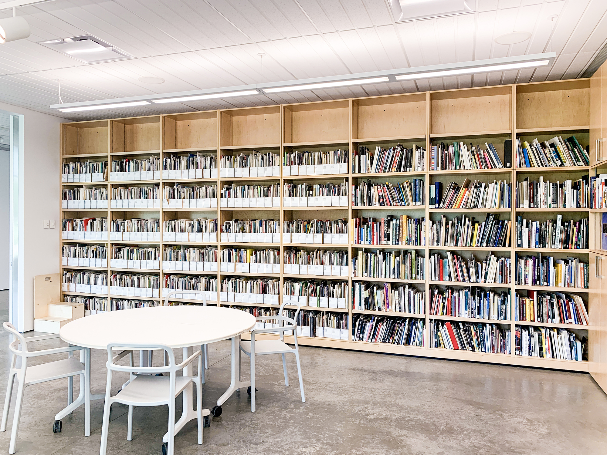 Southern Alberta Art Gallery Library