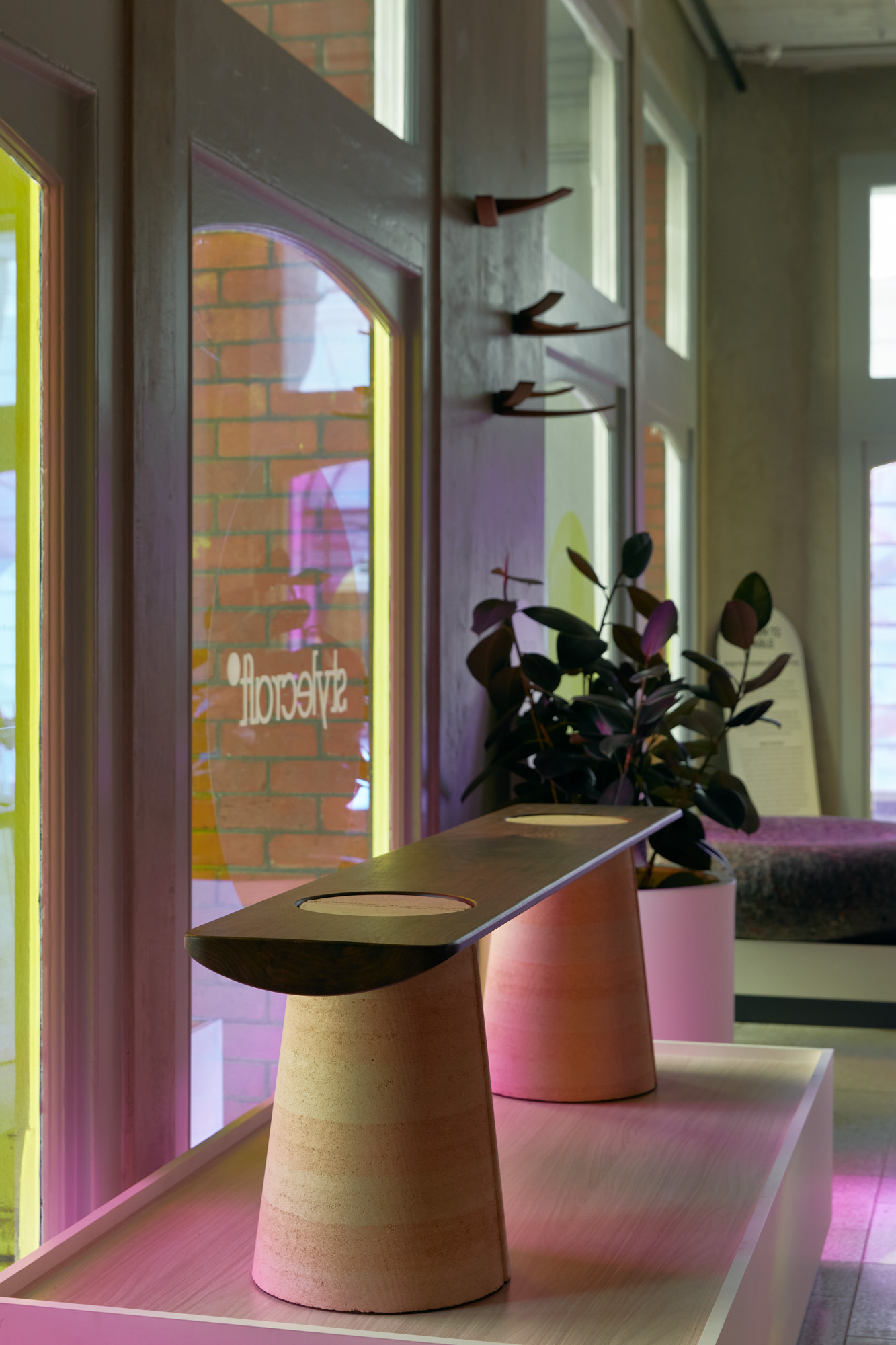 Interior Side Window 01