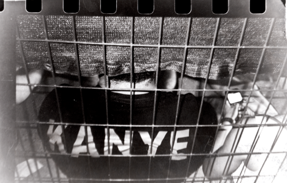 José Enrique Montes Hernandez, OKJOSE, Salvadoran photographer, Canadian-raised photographer, Guatemala City photographer, Central America photography, Latin American street photographer, El Salvador street photography, Guatemala photography projects, street photography, documentary photography, analog photography, film photography, 35mm photography, 120mm photography, Kodak Portra photographer, black and white street photography, everyday life photography, candid photography, cultural photography, migration stories photography, poetic documentary photography, Guatemala City street photography, El Salvador documentary photography, Taiwan street photography, Kaohsiung photography, Montreal photography scene, Caribbean photography, Dominican Republic photography, Asia street photographer, Central America art photography, photographer and curator, gallery director, Arcade Art Gallery, Yves Laroche Gallery, street art curator, Lingya Street Art Festival curator, ArtGang Montreal consultant, visual storyteller, zine maker, self-published photo books, handmade photography zines, Streets of Taiwan photo book, Guatemala Vol.1 zine, Manos series photography, Jean Leloup photographer, Faces of Asia exhibition, Taiwan in Collage exhibition, Mémoires exhibition, A.P.E. exhibition, INDEX exhibition, featured in Aesthetica Magazine, It’s Nice That photographer, Shoutout LA artist interview, Radio Taiwan International interview, Adobe MAX Art Walk speaker, VII Foundation programs, photojournalism ethics, Leica street photographer, Hasselblad medium format, Kodak Portra 400, Kodak Portra 800, analog-to-digital scanning, documentary color grading, photography zine design, label maker design aesthetic, buy photography prints Guatemala, buy street photography prints, photography zines for sale, Central America photo books, limited edition photography prints