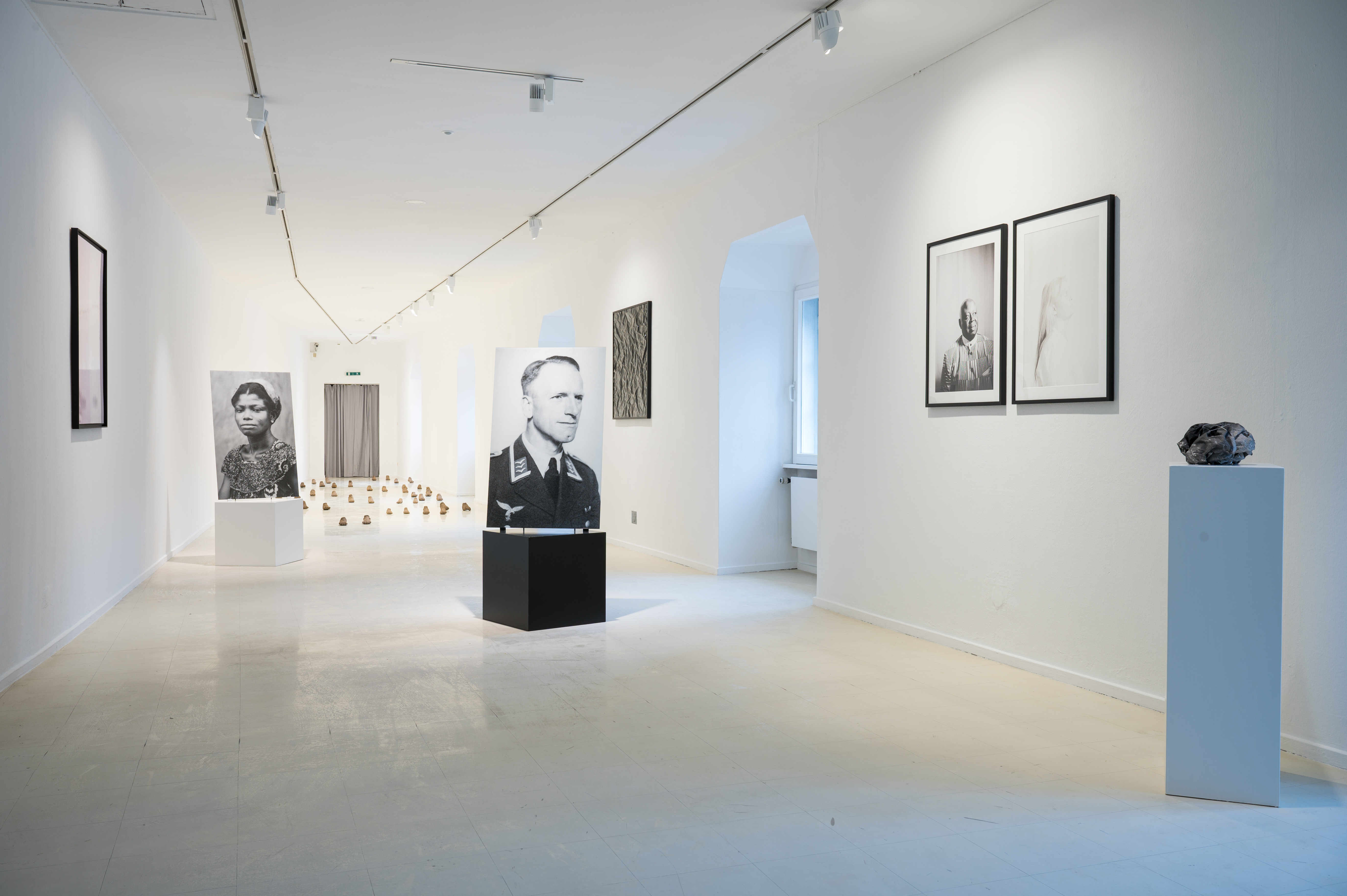 exhibition view Stadtgalerie Saarbrücken 2021, photo: Oliver Dietze
