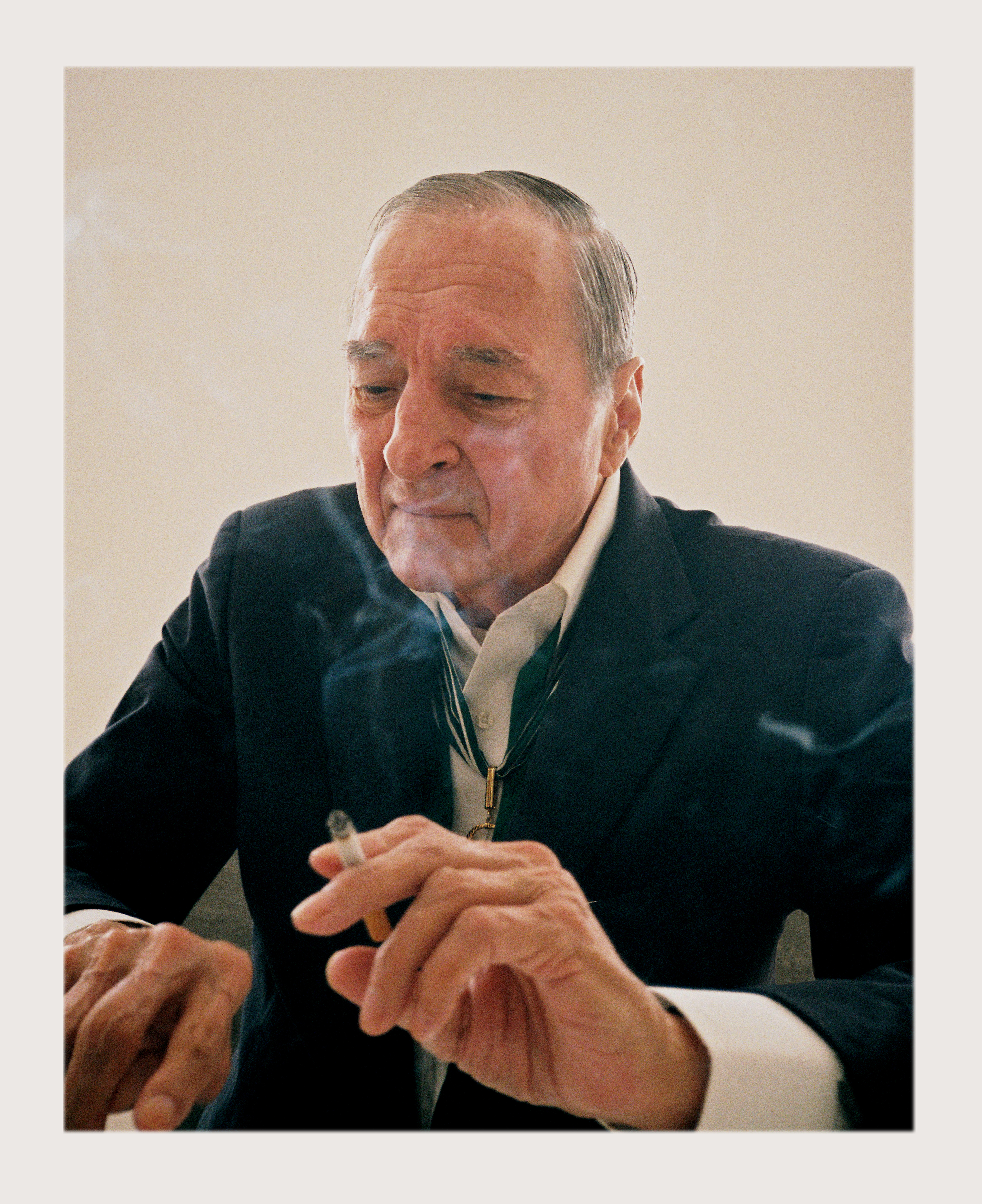 William Eggleston, Telegraph Luxury, 2019
