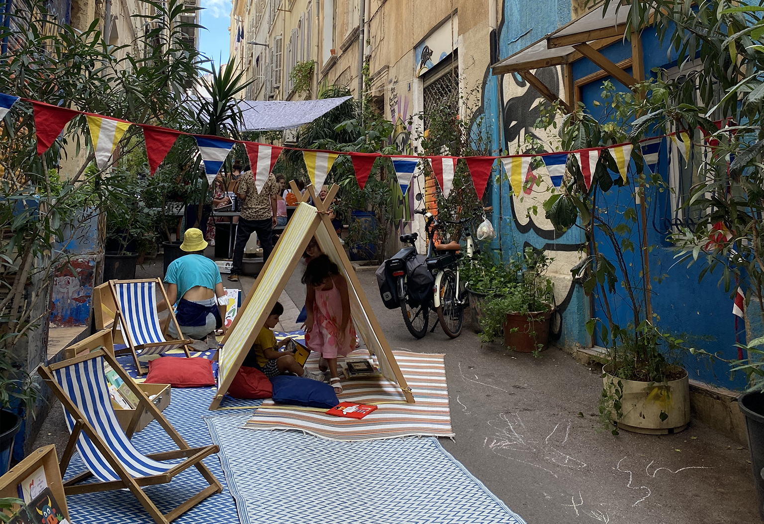 Bibliocyclette rue de l'arc - 2021
