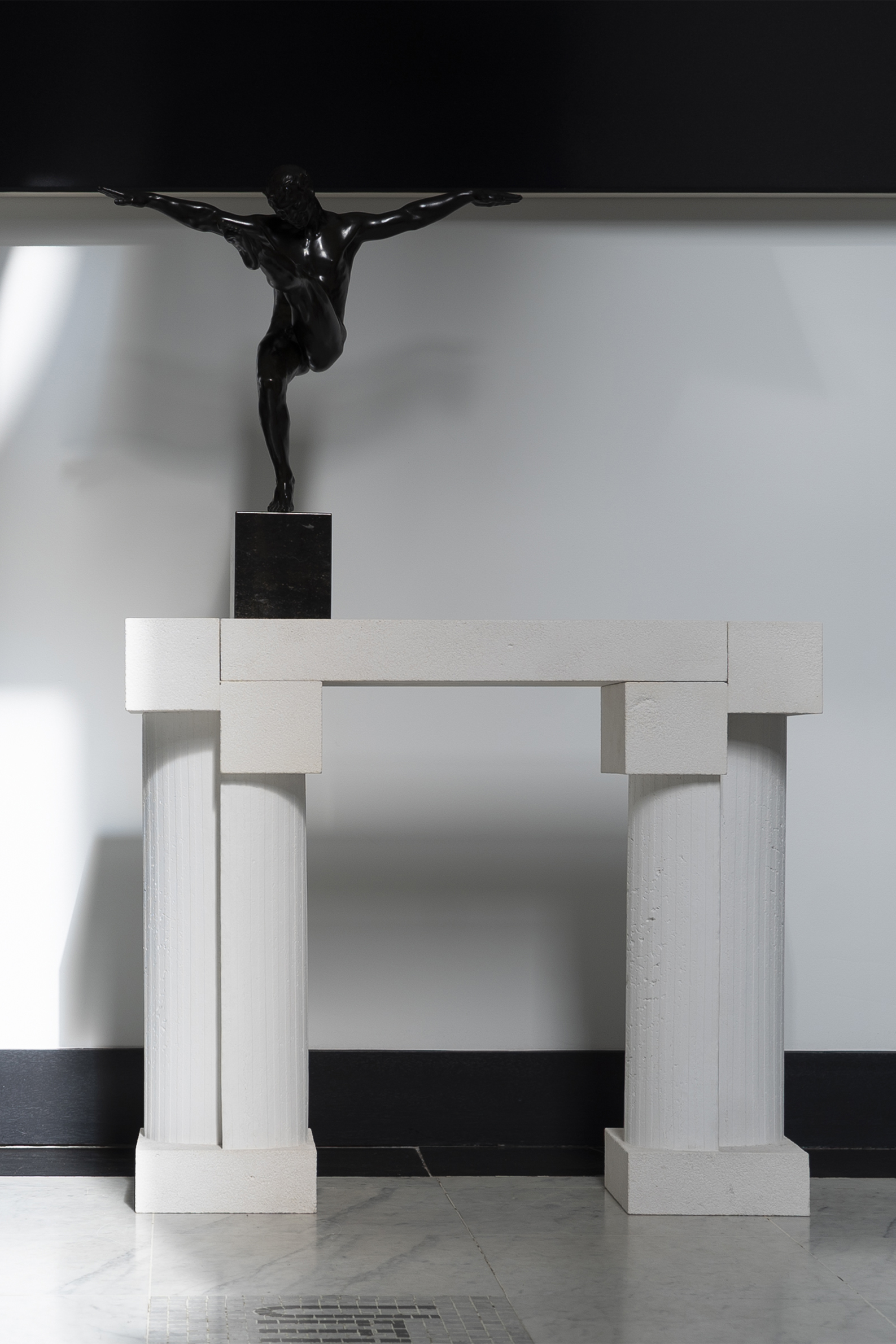 AFFIX CONSOLE & PILLARS(2020) 8 + 2 AP + 1PTChaud Paper Composite, Nozay Limestone Console: 92 x 26 x H78,5 cm Seperate Pillar: 26 x 26 cm /78,5 cm (h) Request availability & information here