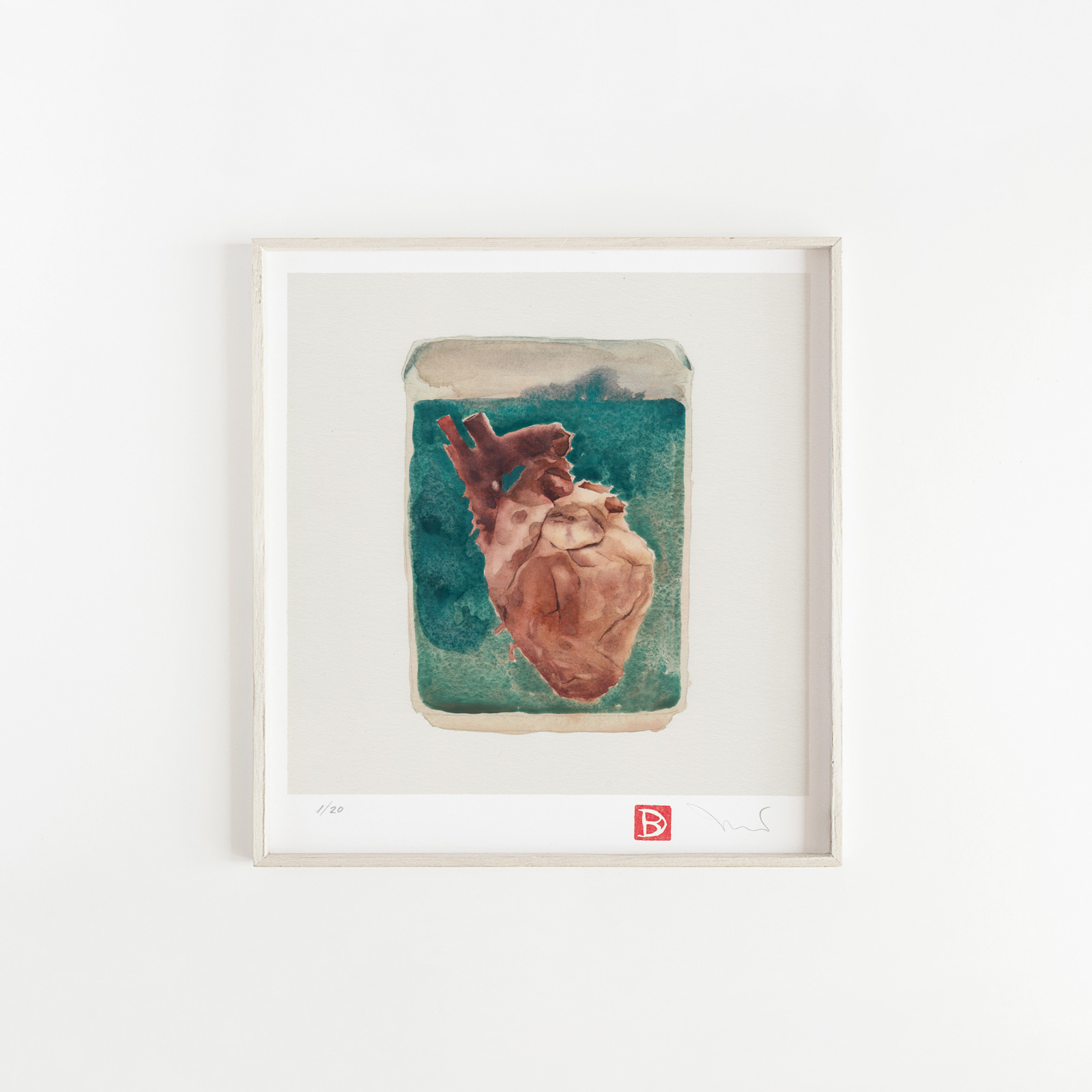 65 €Keep your heart clasped into your hands