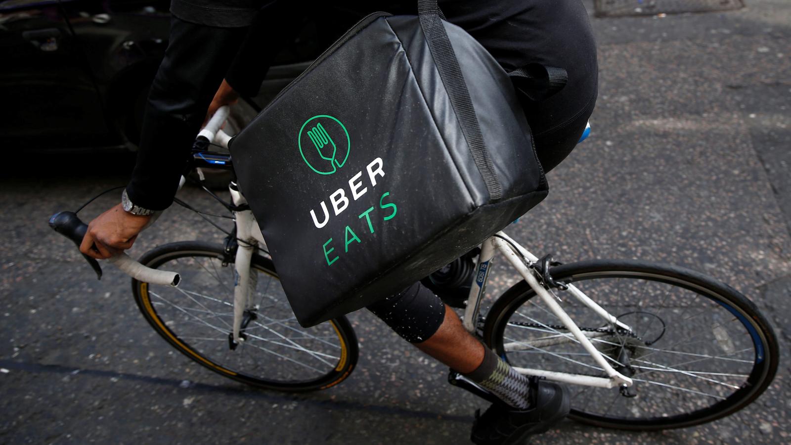 uber eats in bicycle