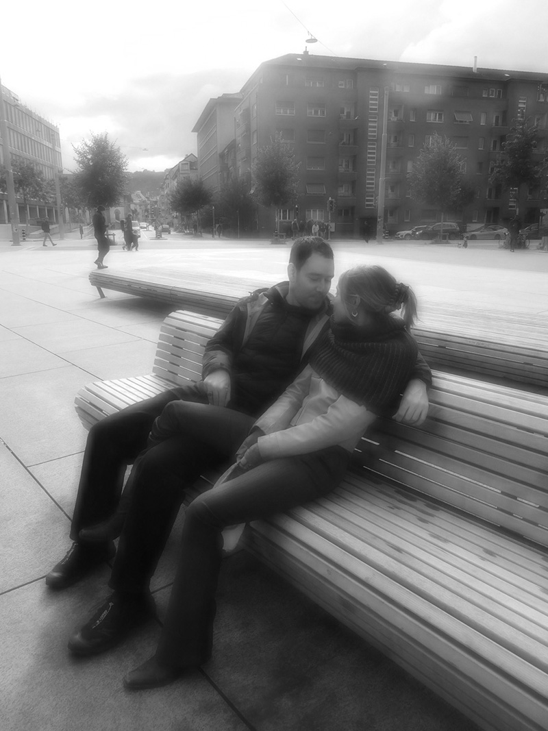 &bdquo;N&auml;chster Halt: Erste Liebe.  Geniessen Sie die Schmetterlinge im Bauch und geben Sie Acht auf Ihr Herz.&ldquo;