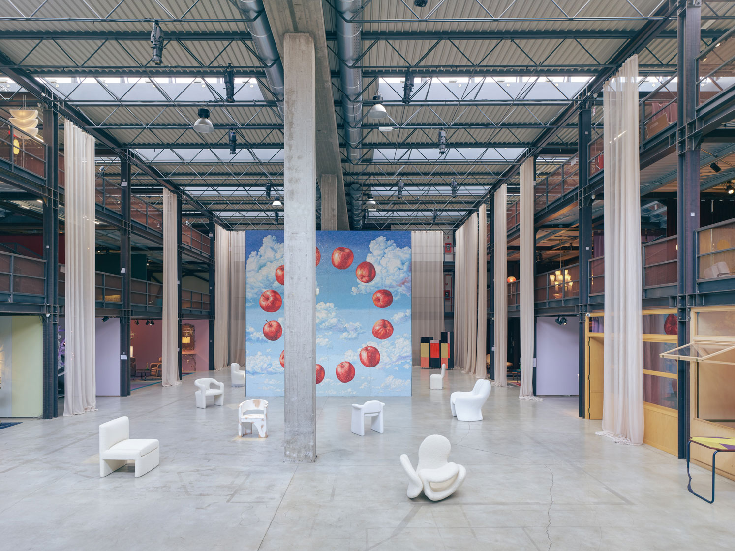 NILUFAR  - MILAN - ITALY