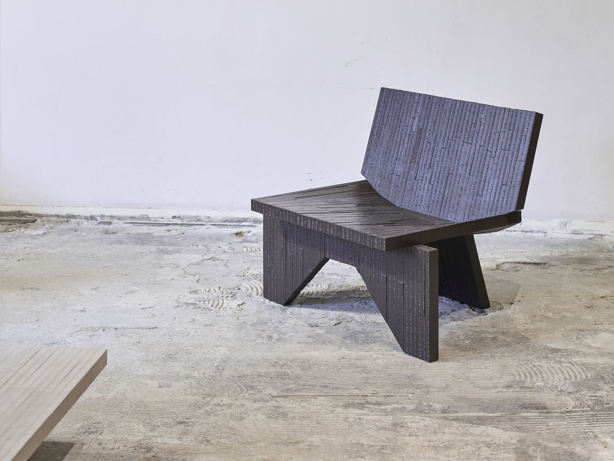 Brutalista 03 C– 3/4