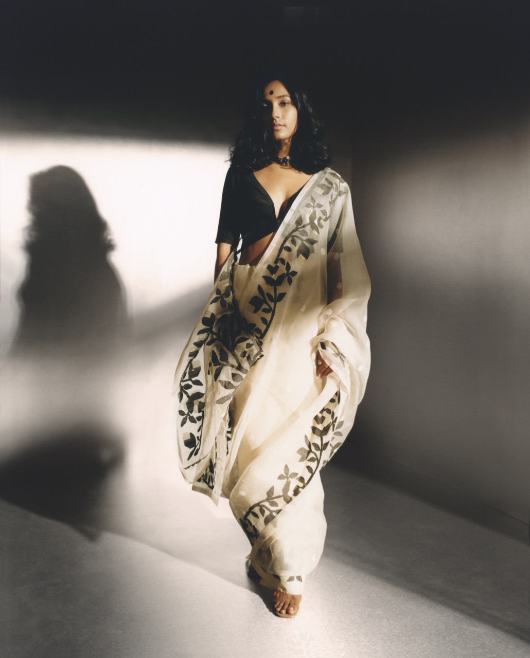 KHADI SARI, 1940
