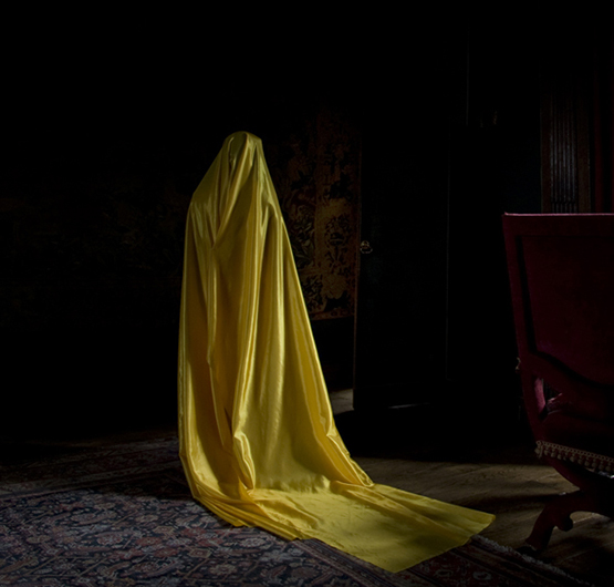 Woman in Yellow Dress, 45 × 43cm. 2011