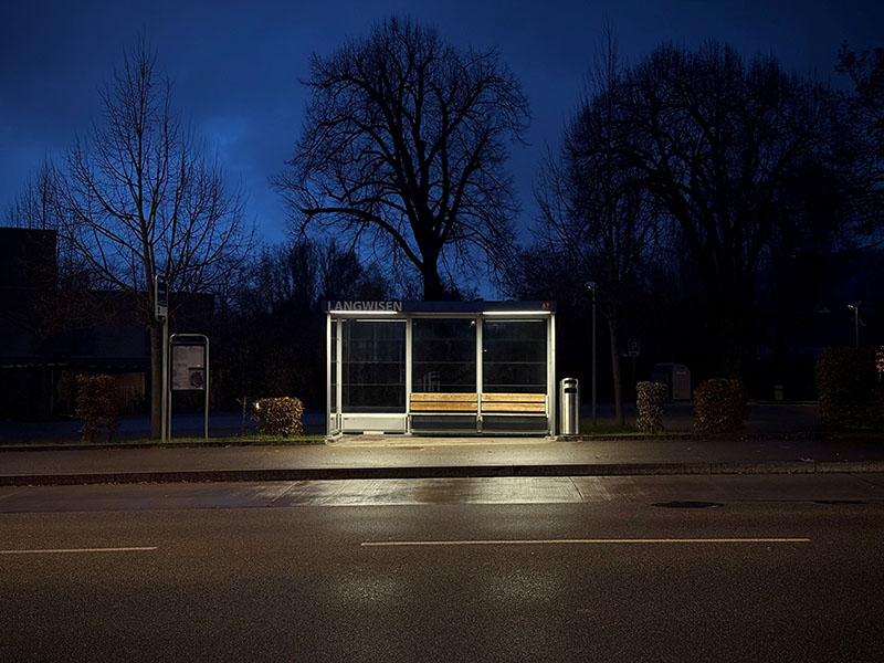 UNBEKANNT BEKANNT  von Lea Zingg