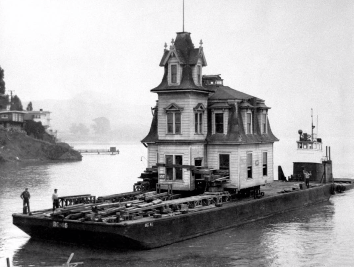 Lyford House, moving at 1957, building at 1876