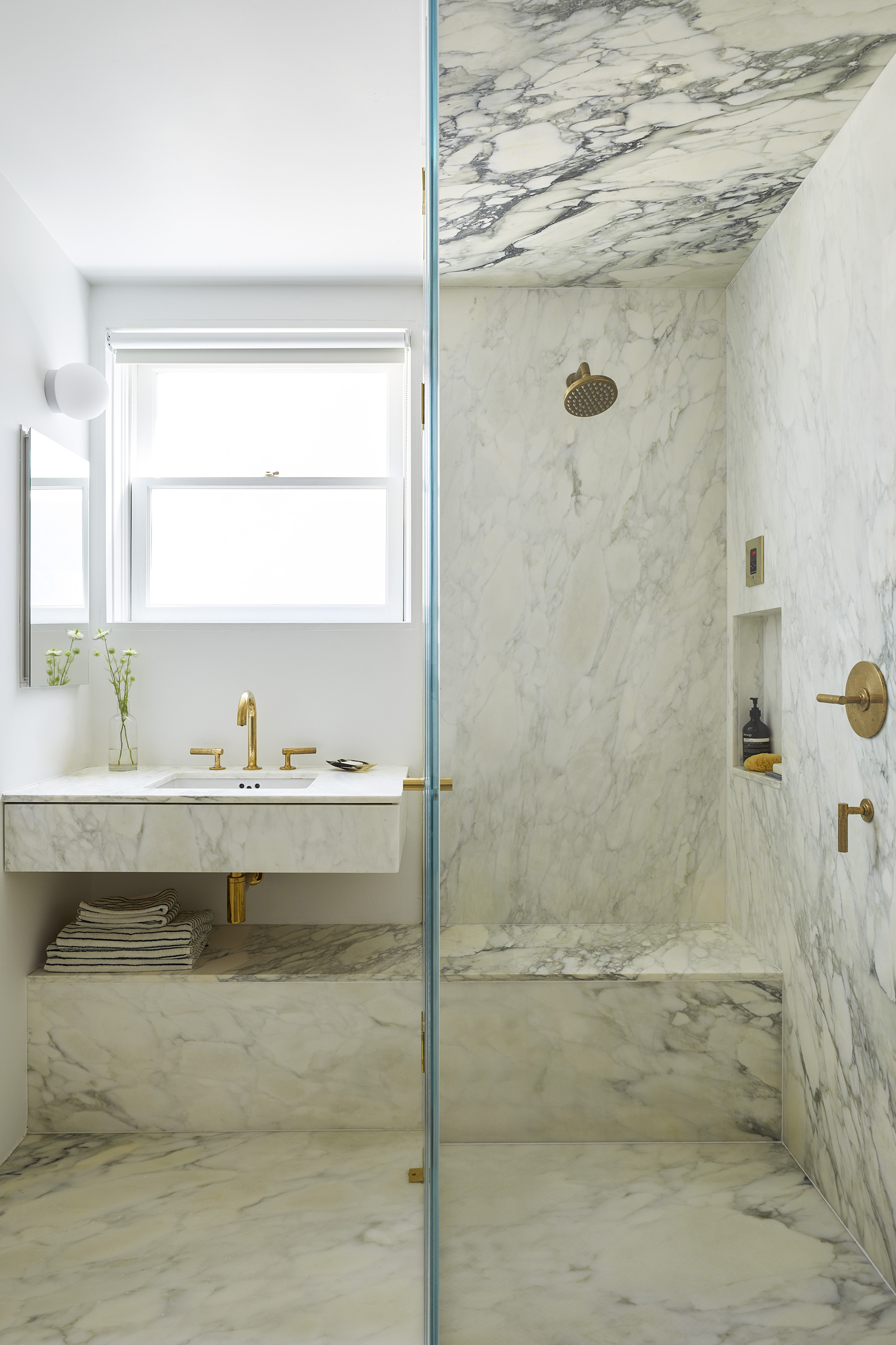 MARBLE BATHROOM (PHOTO: MARGARET AUSTIN)