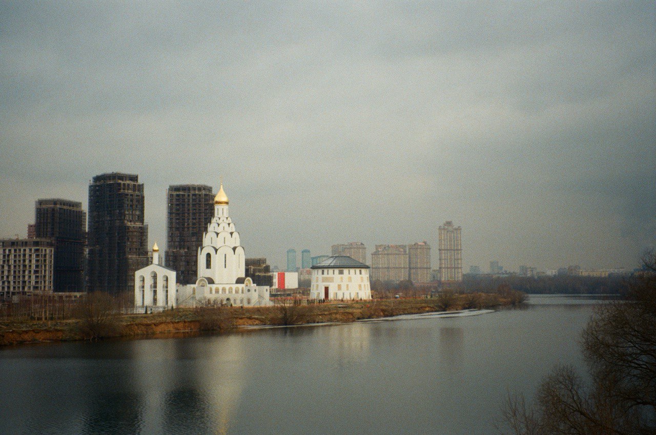 Analog c-print, Fuji Crystal Archive Glossy 60x90, 2+1AP, 2023