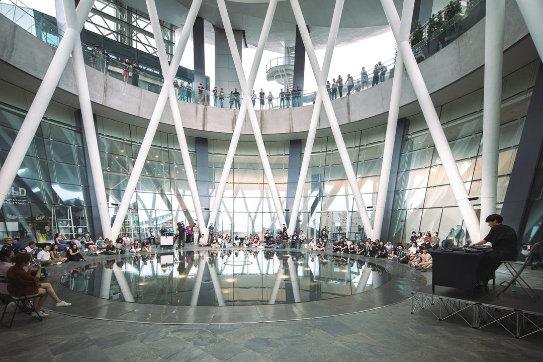 Ceaseless Benevolence in the Eye of the Cascade